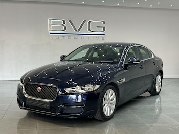 Used Jaguar XE 2017 for sale - 75614175: Photo