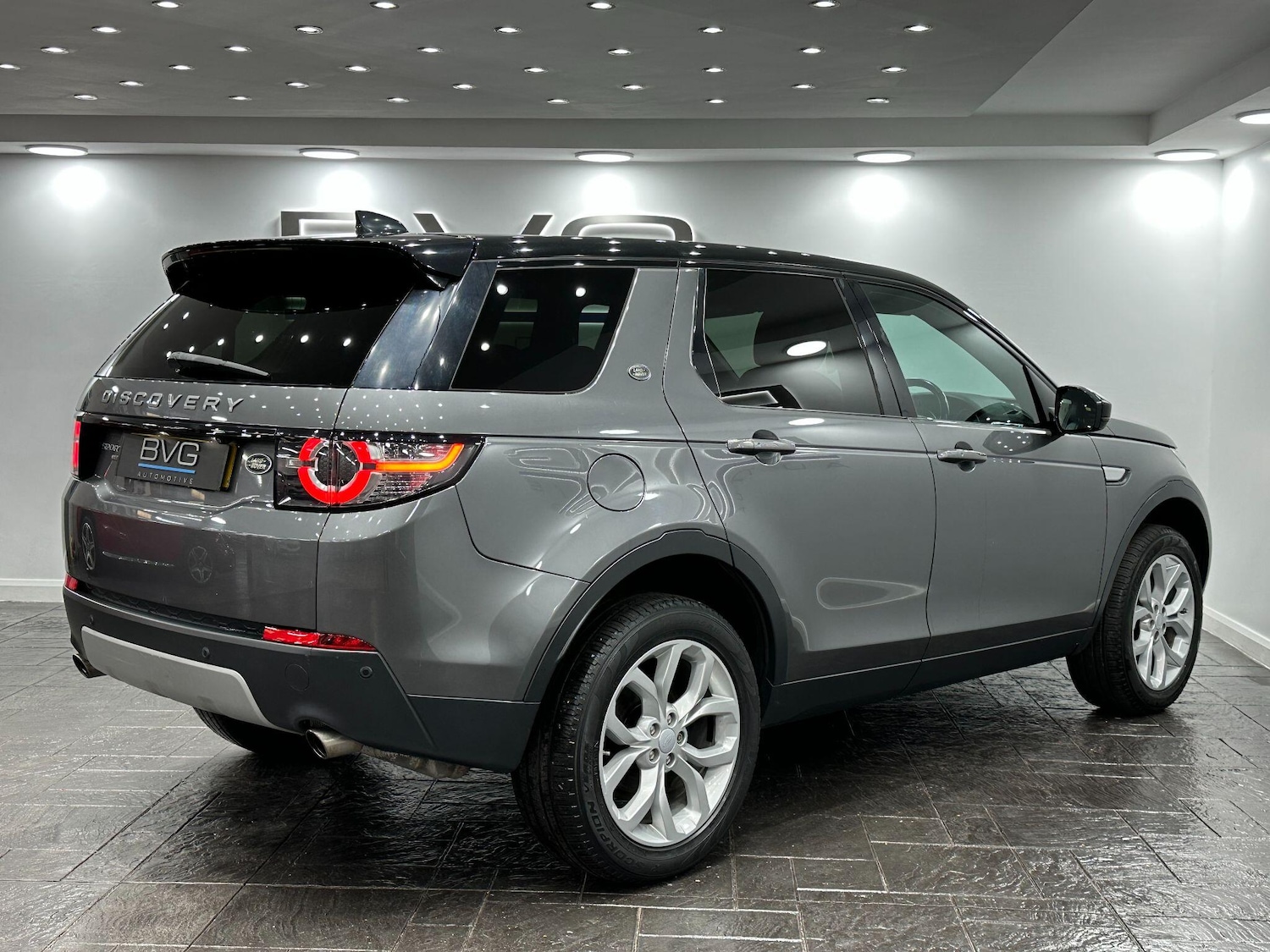 Used Land Rover Discovery Sport 2017 for sale - 76109013: Photo 12