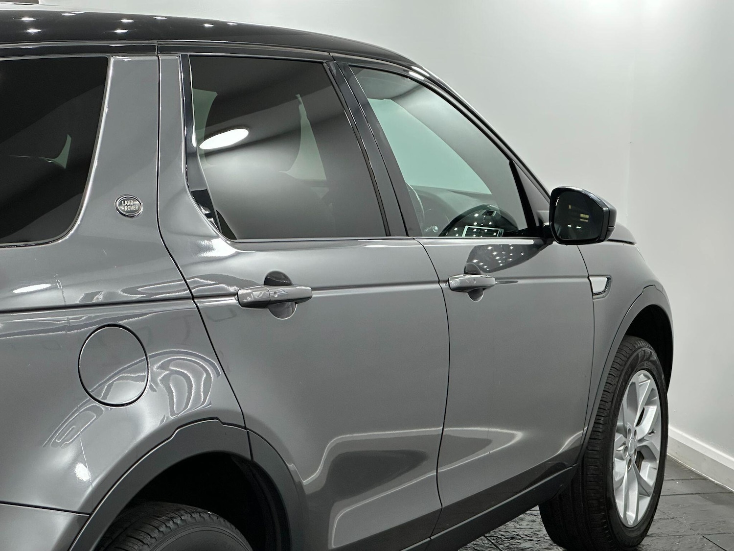 Used Land Rover Discovery Sport 2017 for sale - 76109013: Photo 22
