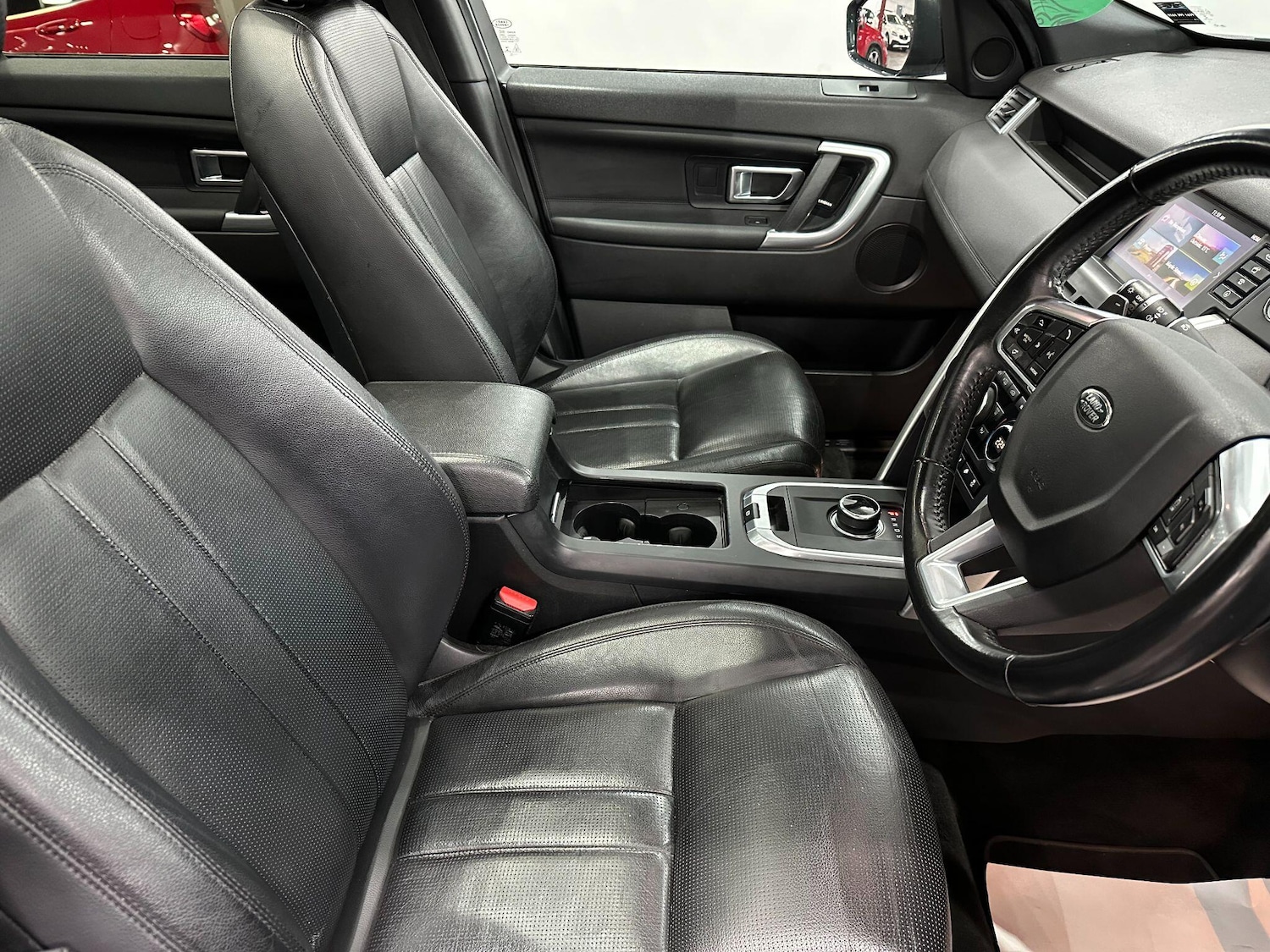Used Land Rover Discovery Sport 2017 for sale - 76109013: Photo 26
