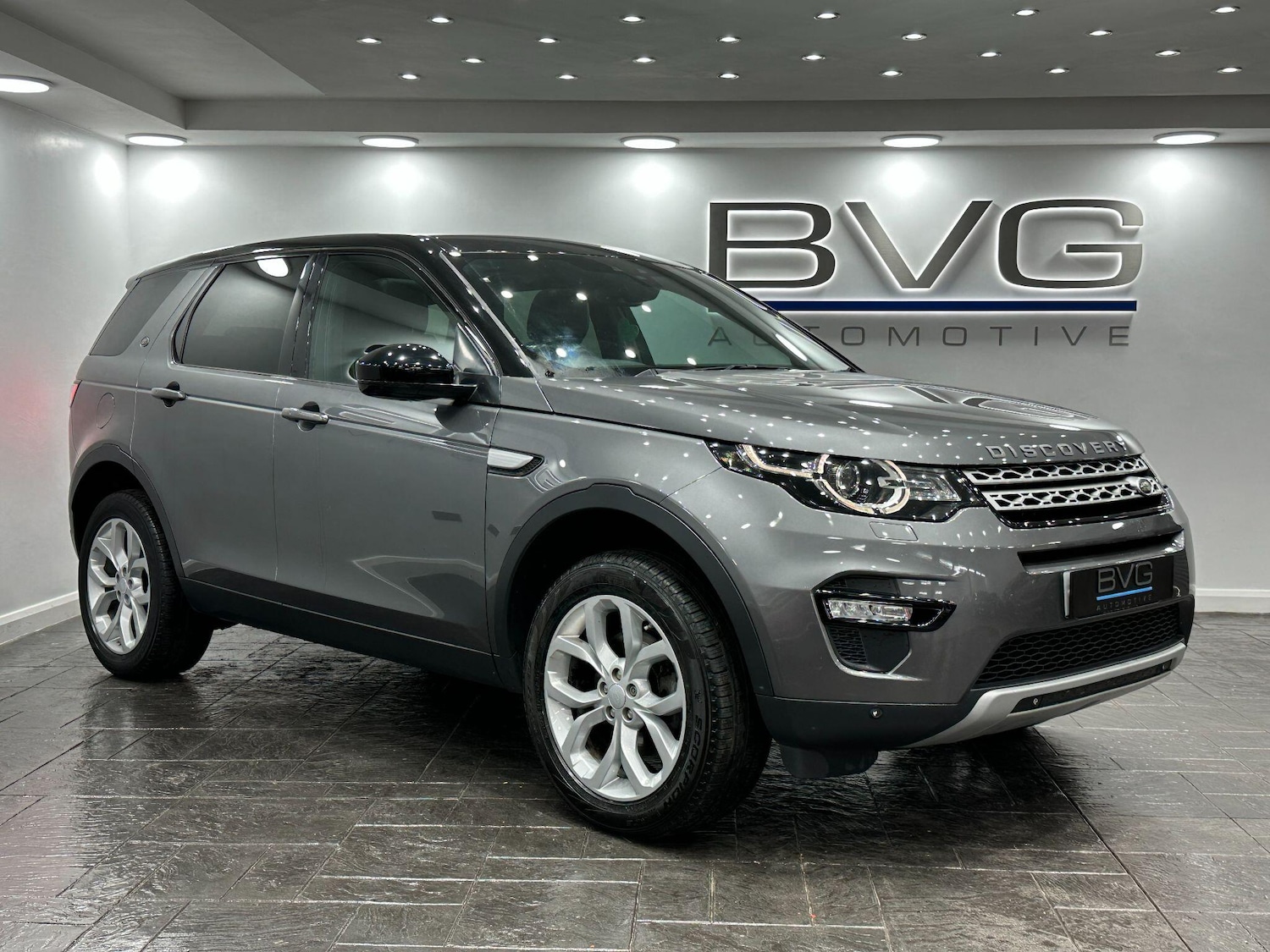 Used Land Rover Discovery Sport 2017 for sale - 76109013: Photo 4