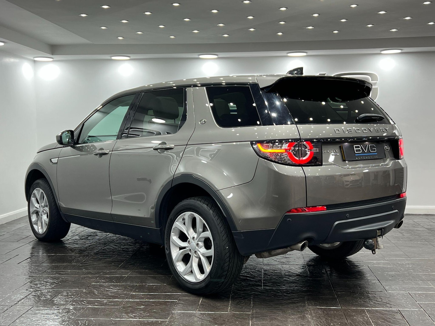 Used Land Rover Discovery Sport 2018 for sale - 76042309: Photo 10