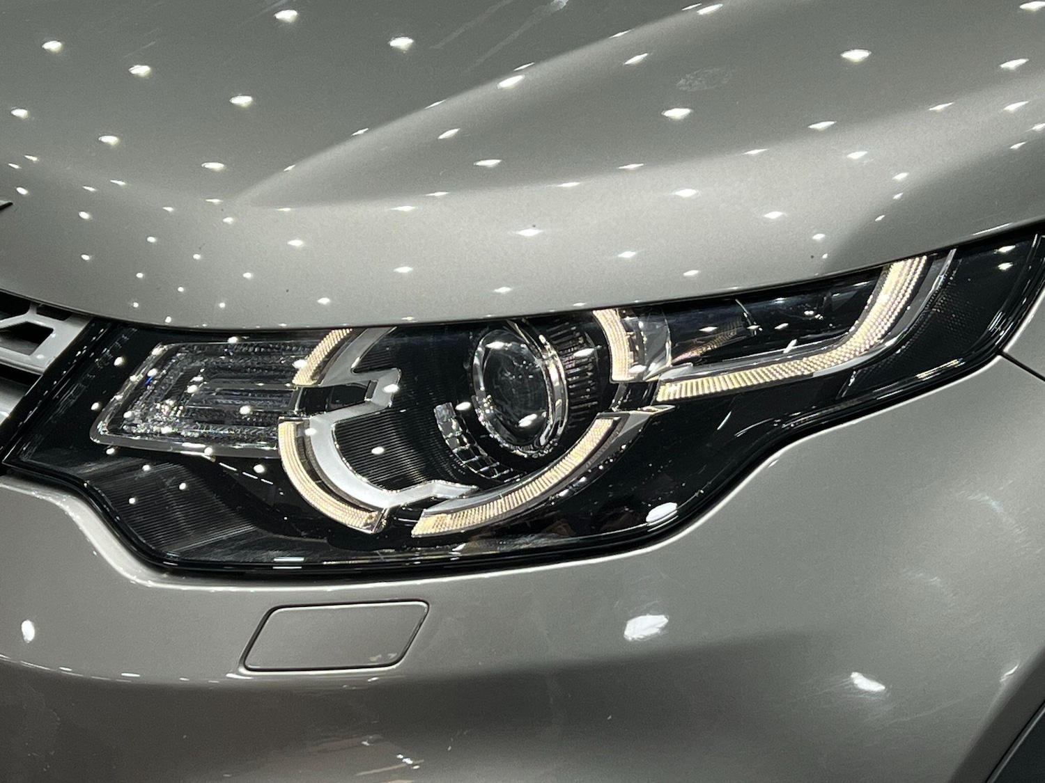 Used Land Rover Discovery Sport 2018 for sale - 76042309: Photo 15