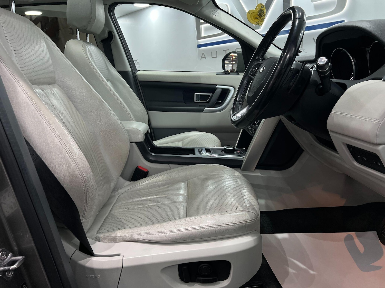 Used Land Rover Discovery Sport 2018 for sale - 76042309: Photo 25