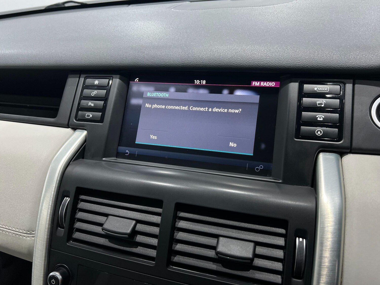 Used Land Rover Discovery Sport 2018 for sale - 76042309: Photo 41