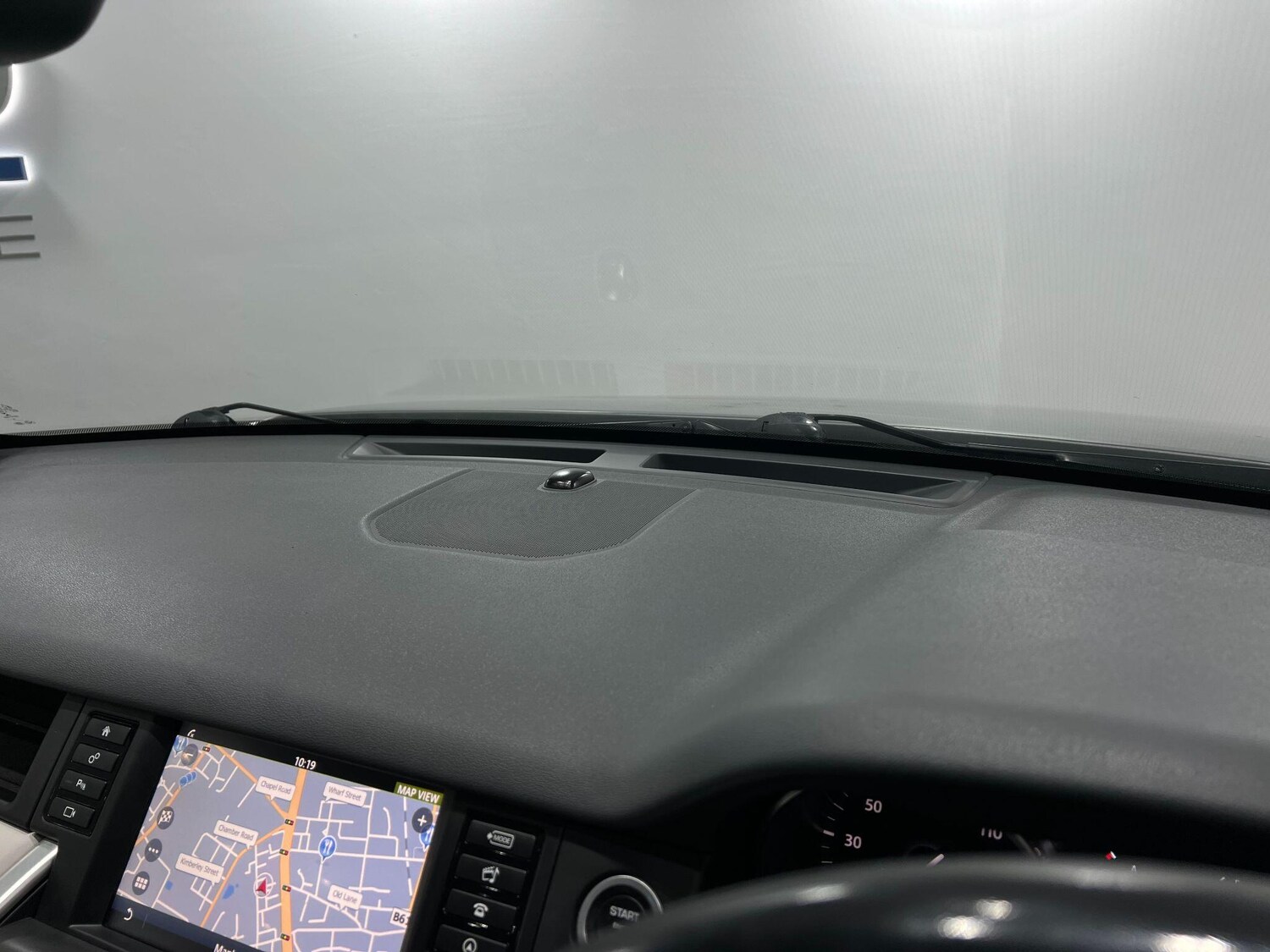 Used Land Rover Discovery Sport 2018 for sale - 76042309: Photo 46