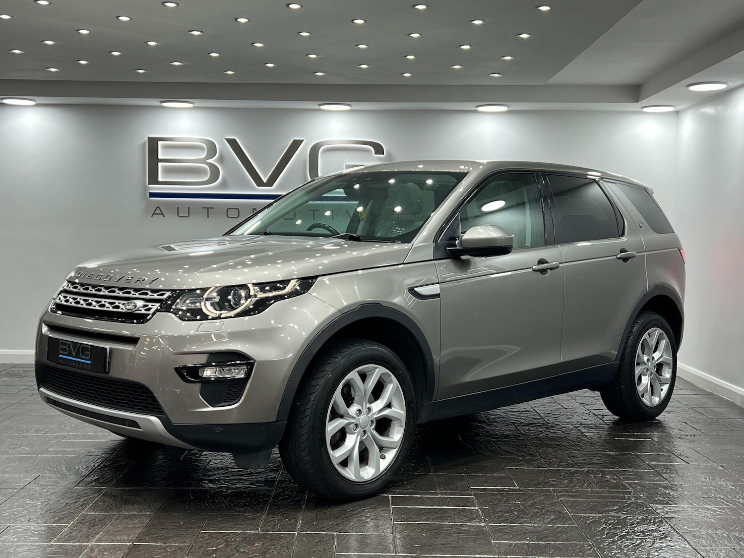 Used Land Rover Discovery Sport 2018 for sale - 76042309: Photo 6