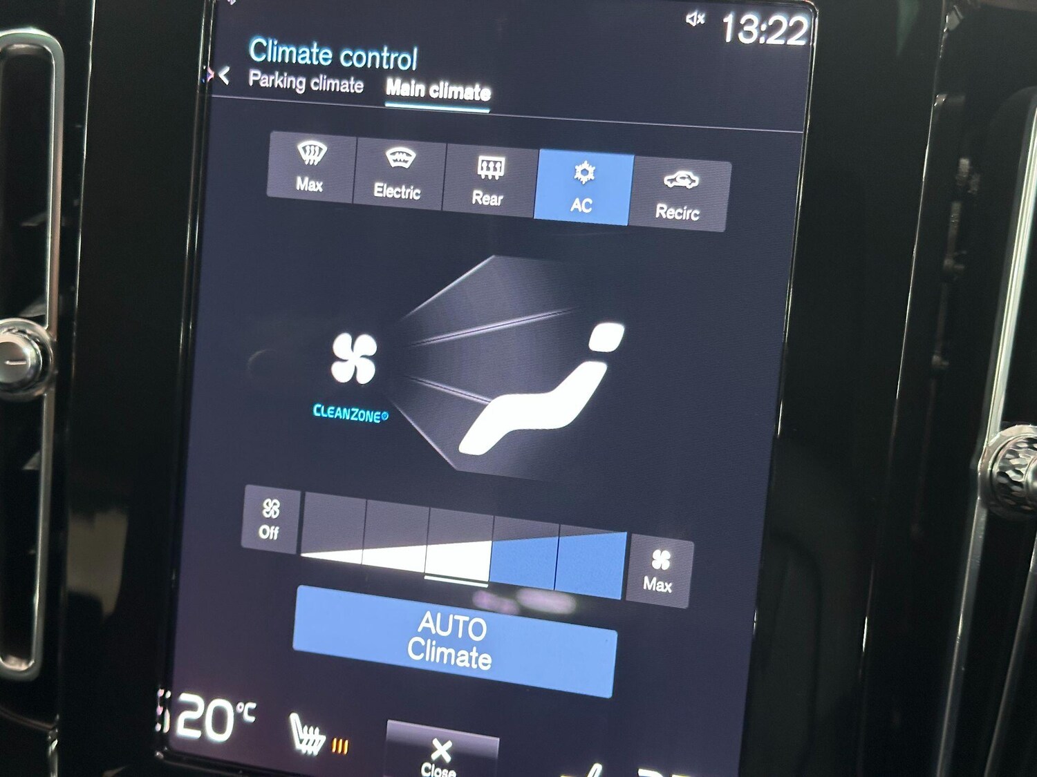 Used Volvo XC40 2021 for sale - 76012501: Photo 47
