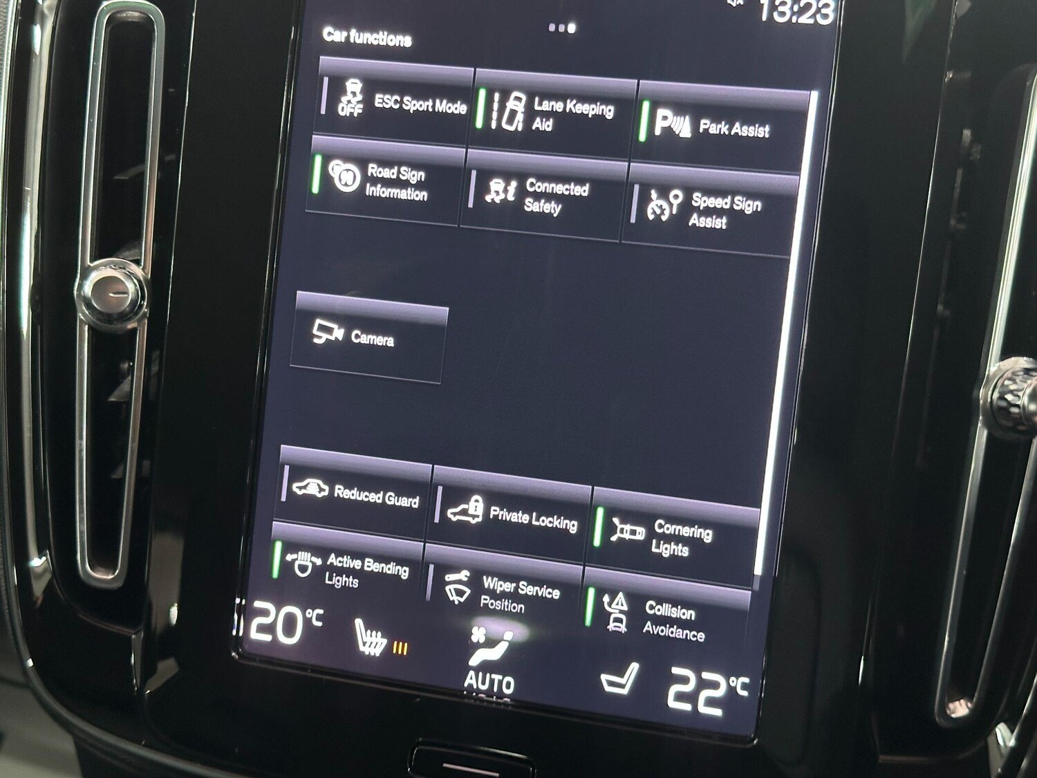 Used Volvo XC40 2021 for sale - 76012501: Photo 49
