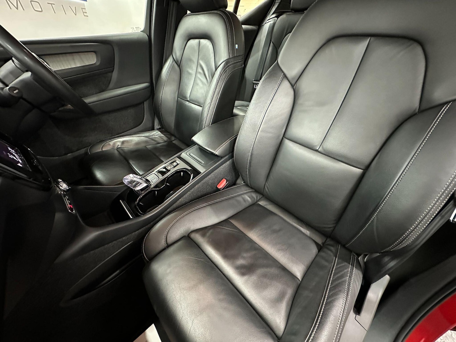 Used Volvo XC40 2021 for sale - 76012501: Photo 75
