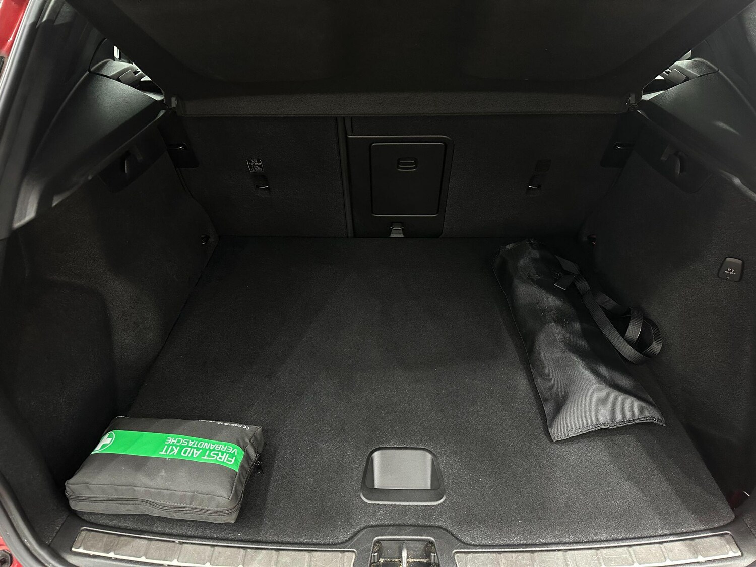 Used Volvo XC40 2021 for sale - 76012501: Photo 77