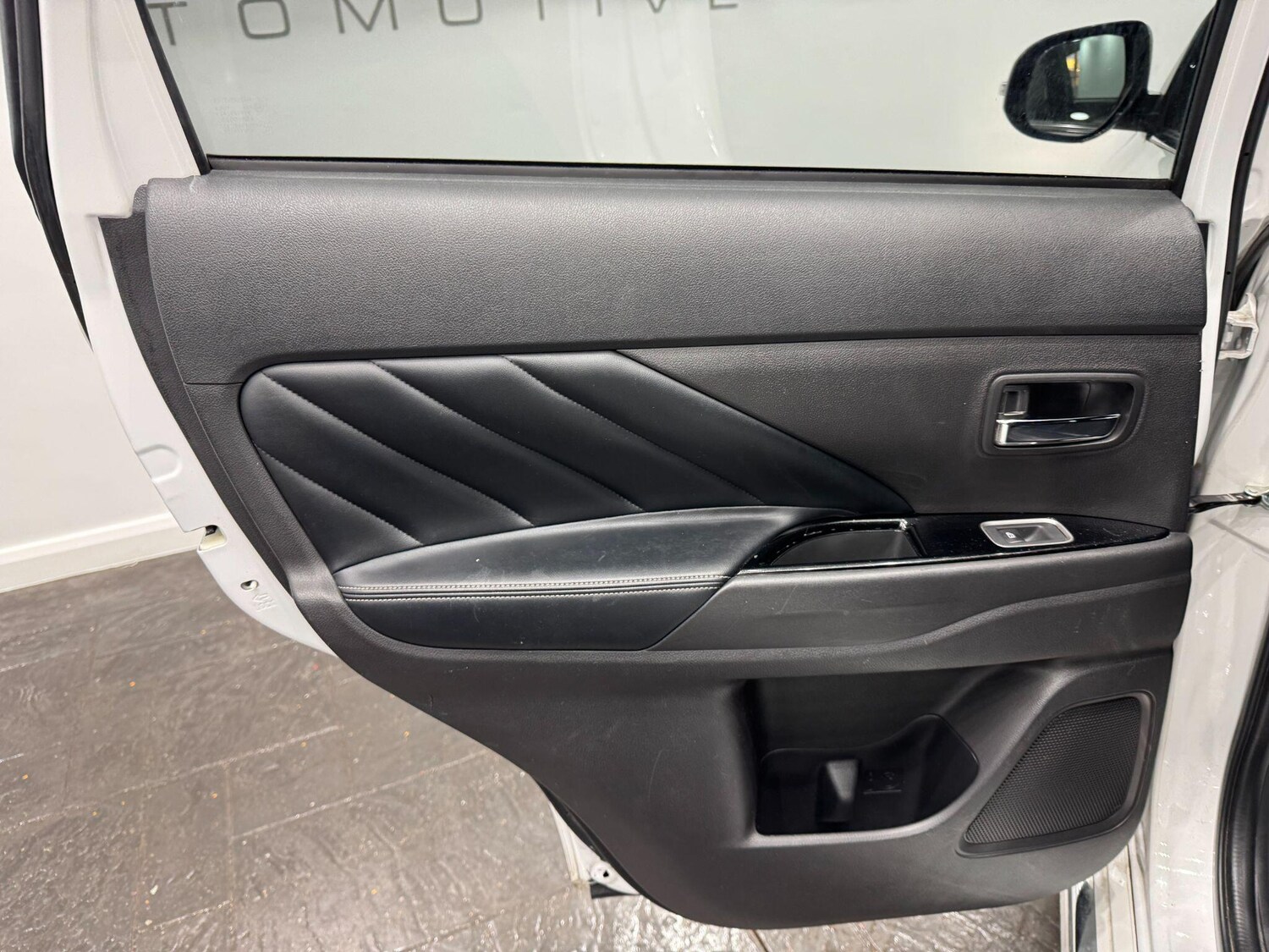 Used Mitsubishi Outlander 2019 for sale - 77586365: Photo 51