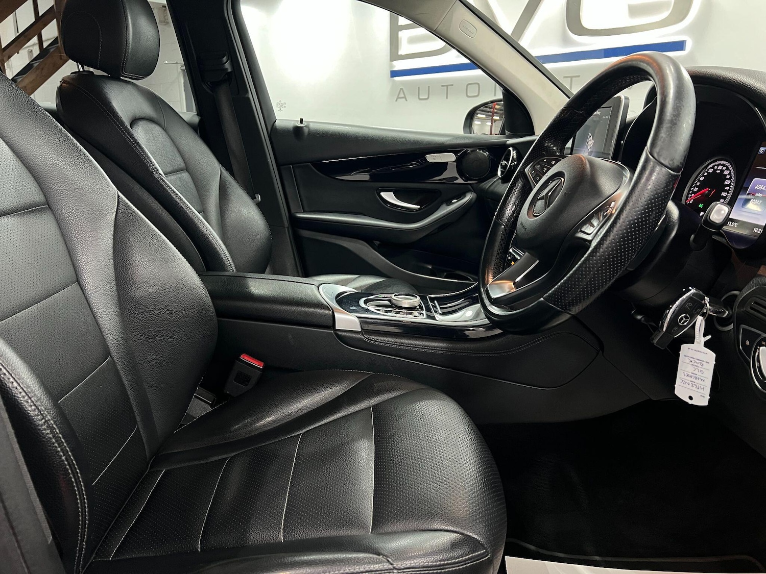 Used Mercedes-Benz GLC for sale - 76735354: Photo 28