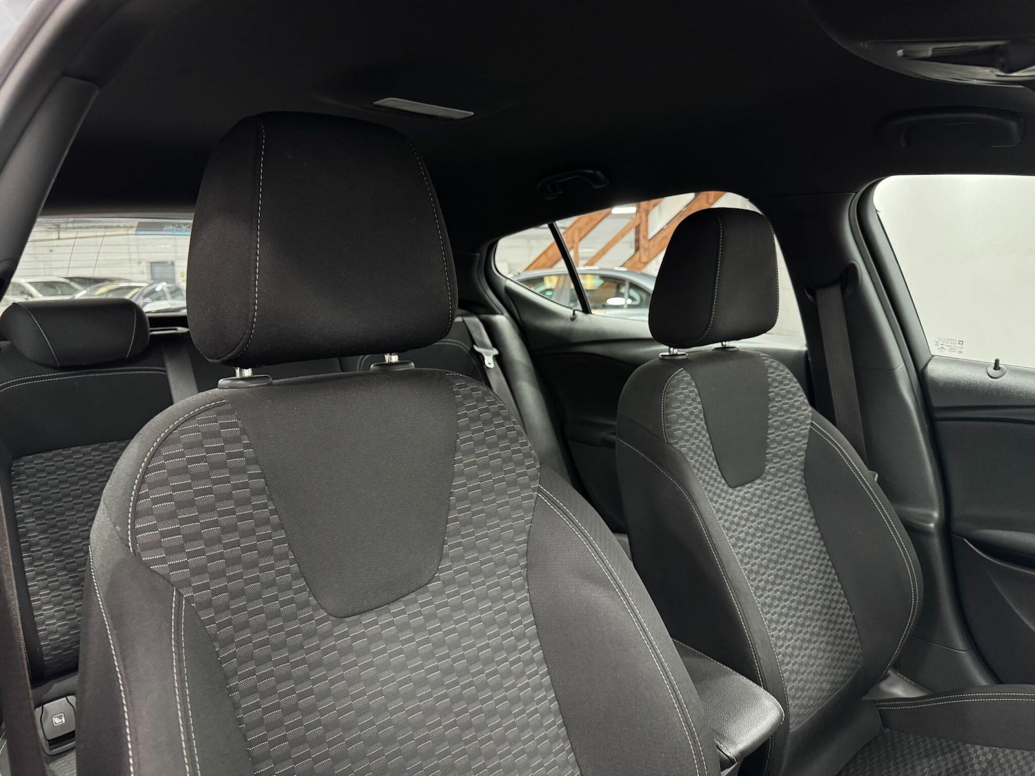 Used Vauxhall Astra 2016 for sale - 77737115: Photo 25