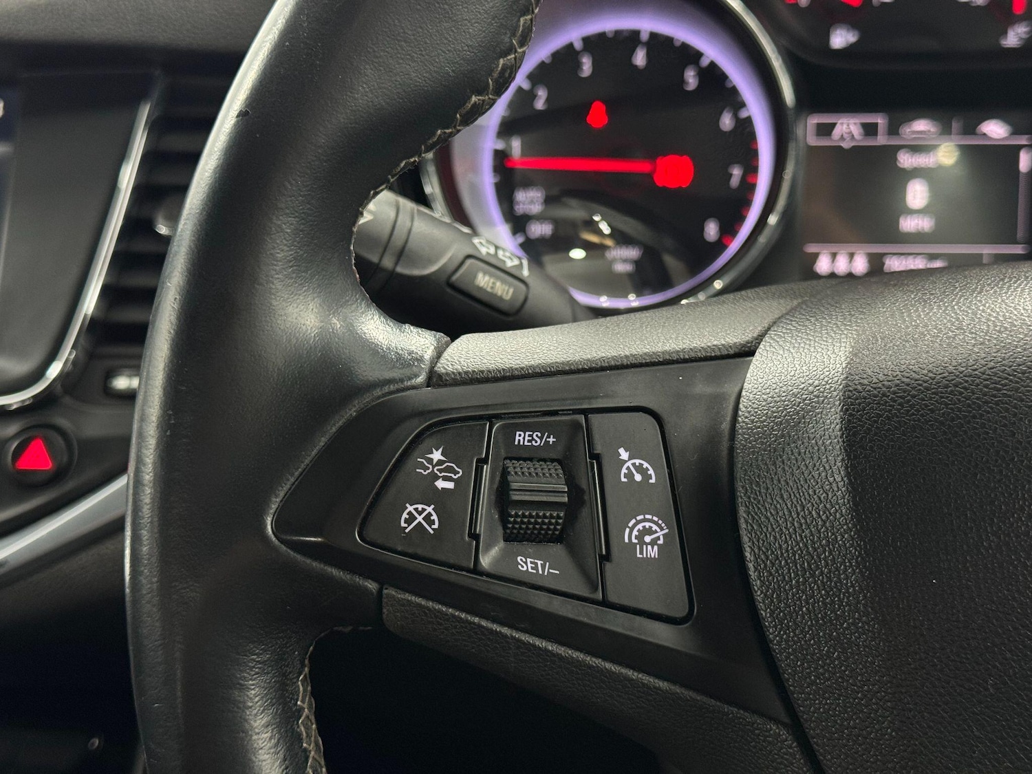 Used Vauxhall Astra 2016 for sale - 77737115: Photo 40