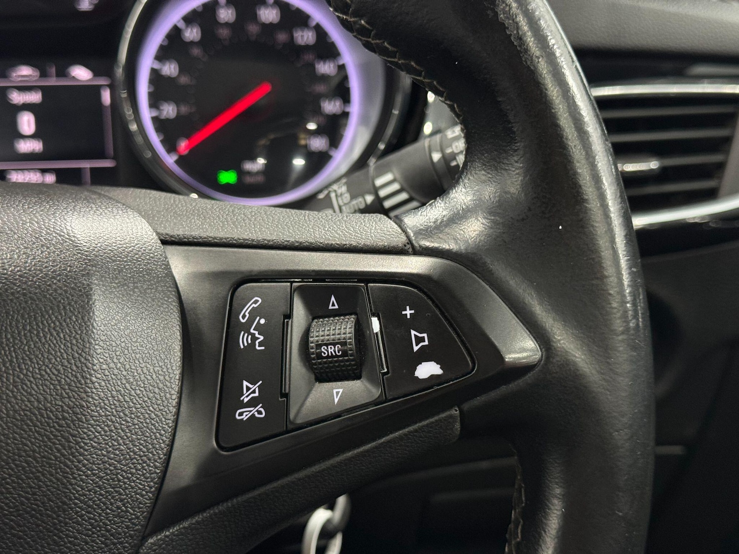 Used Vauxhall Astra 2016 for sale - 77737115: Photo 41