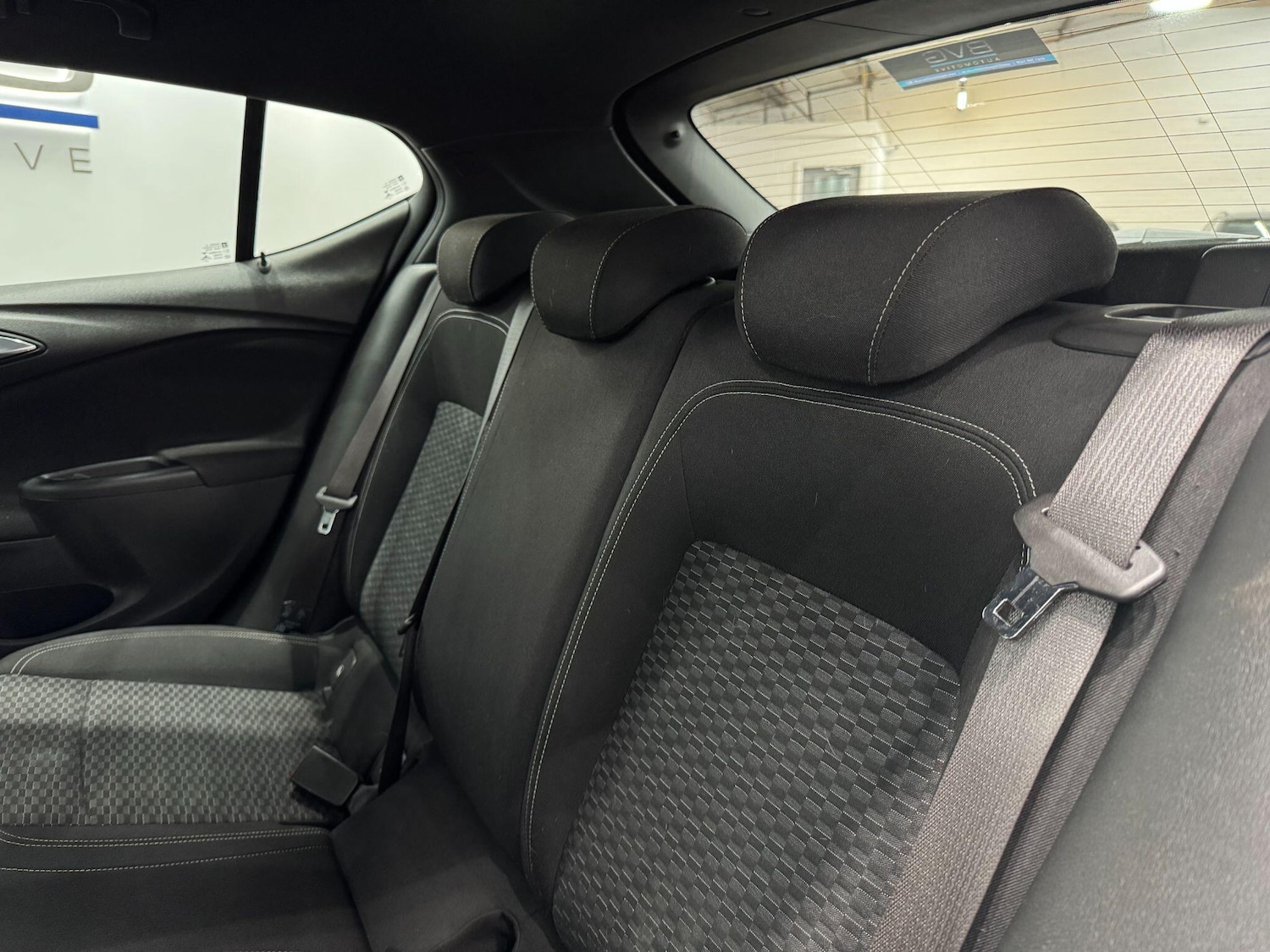 Used Vauxhall Astra 2016 for sale - 77737115: Photo 51