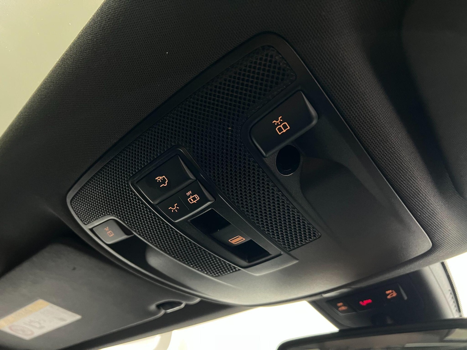 Used Mercedes-Benz CLA 2016 for sale - 76137722: Photo 27