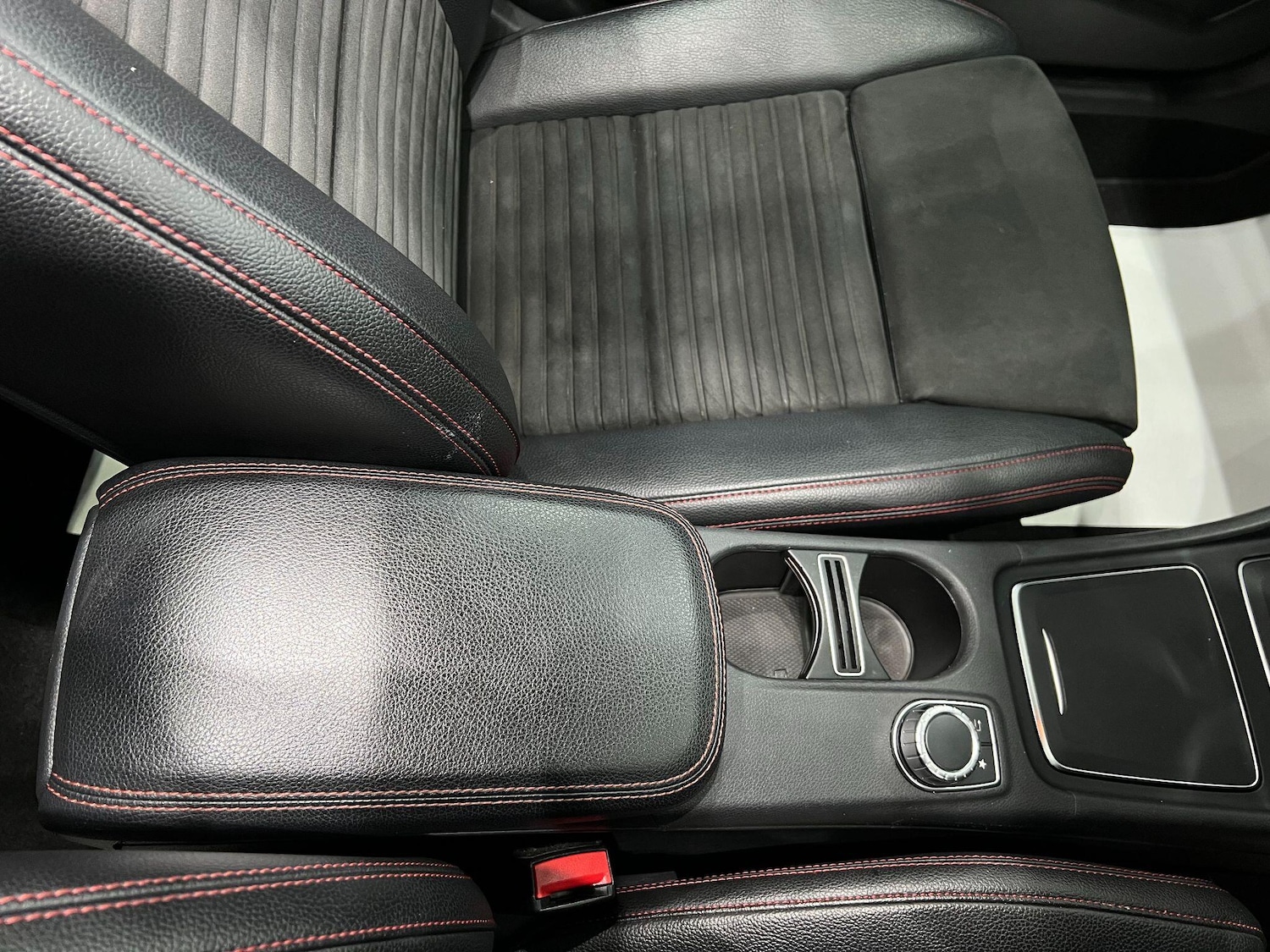 Used Mercedes-Benz CLA 2016 for sale - 76137722: Photo 39