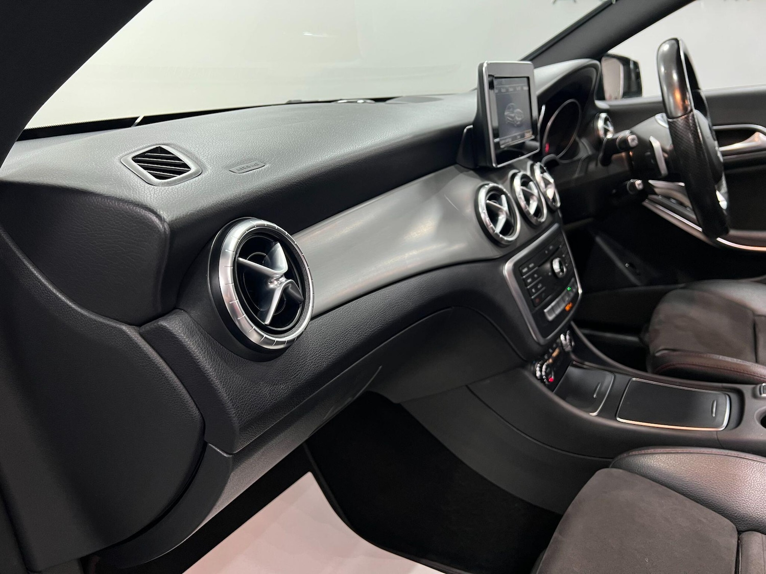 Used Mercedes-Benz CLA 2016 for sale - 76137722: Photo 47