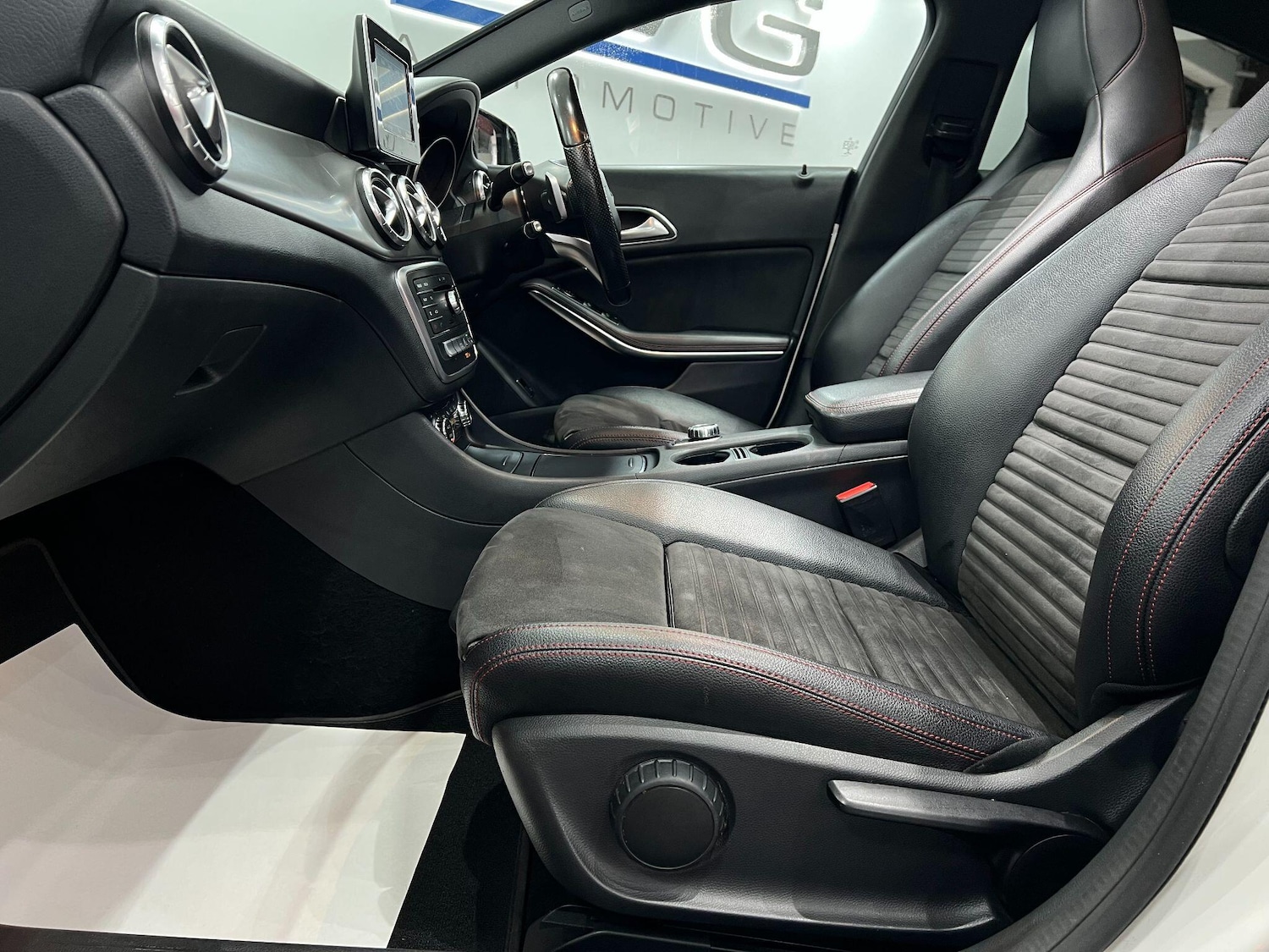 Used Mercedes-Benz CLA 2016 for sale - 76137722: Photo 48
