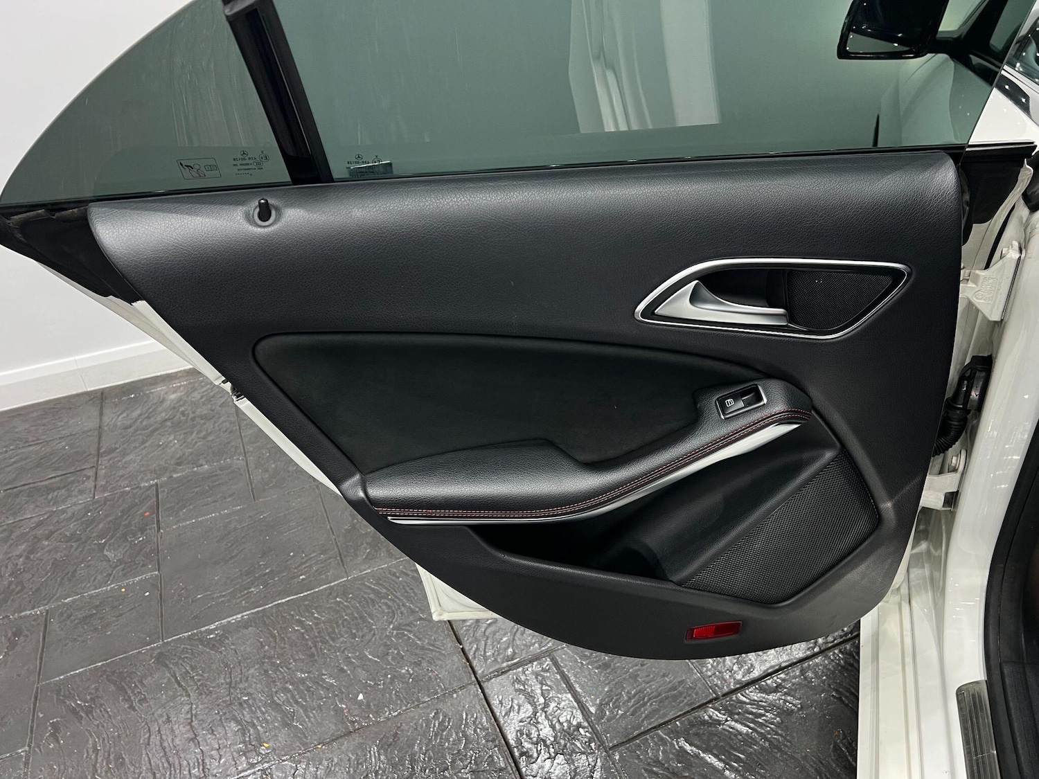 Used Mercedes-Benz CLA 2016 for sale - 76137722: Photo 51