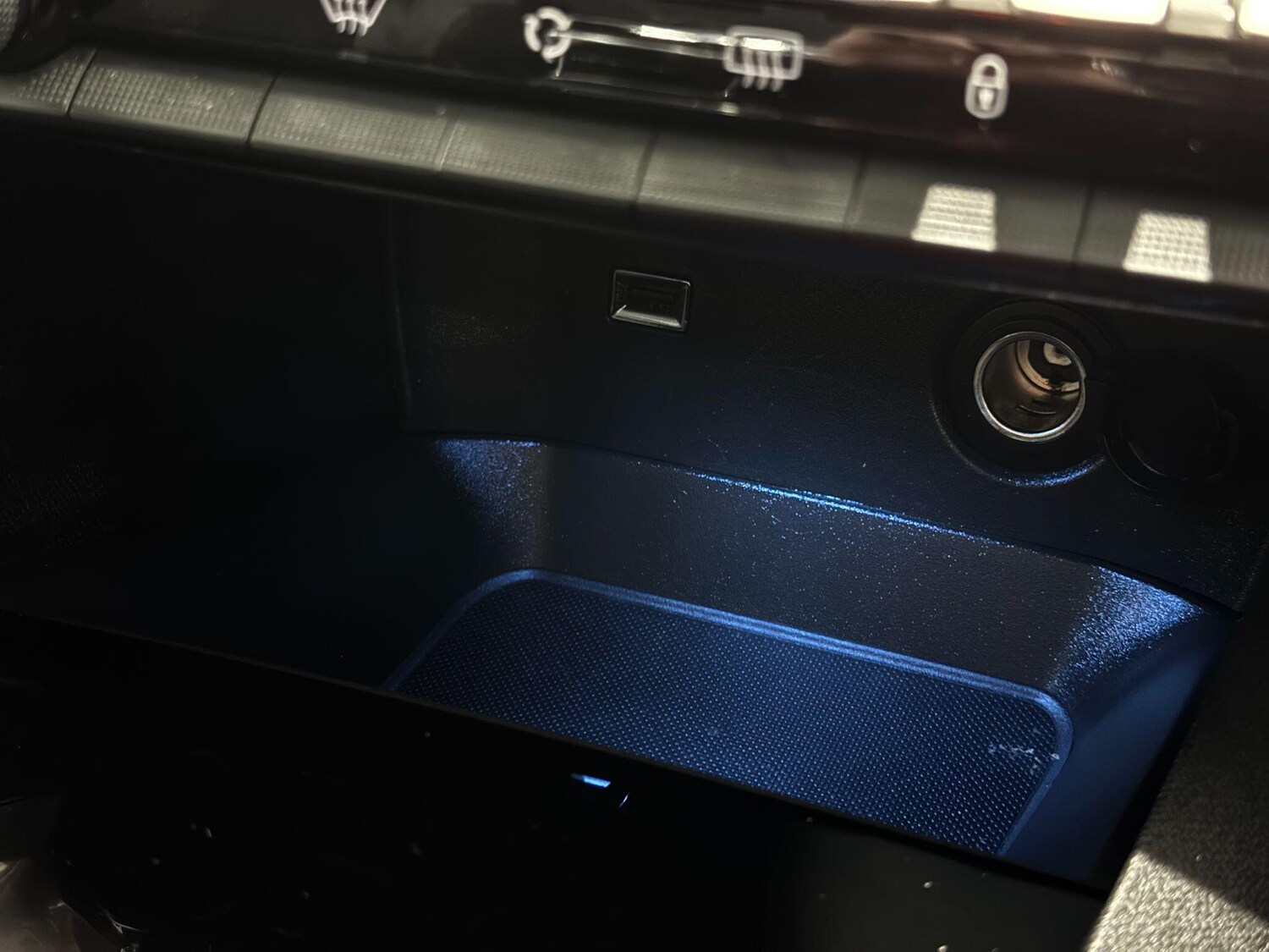 Used Peugeot 3008 2018 for sale - 77478706: Photo 38