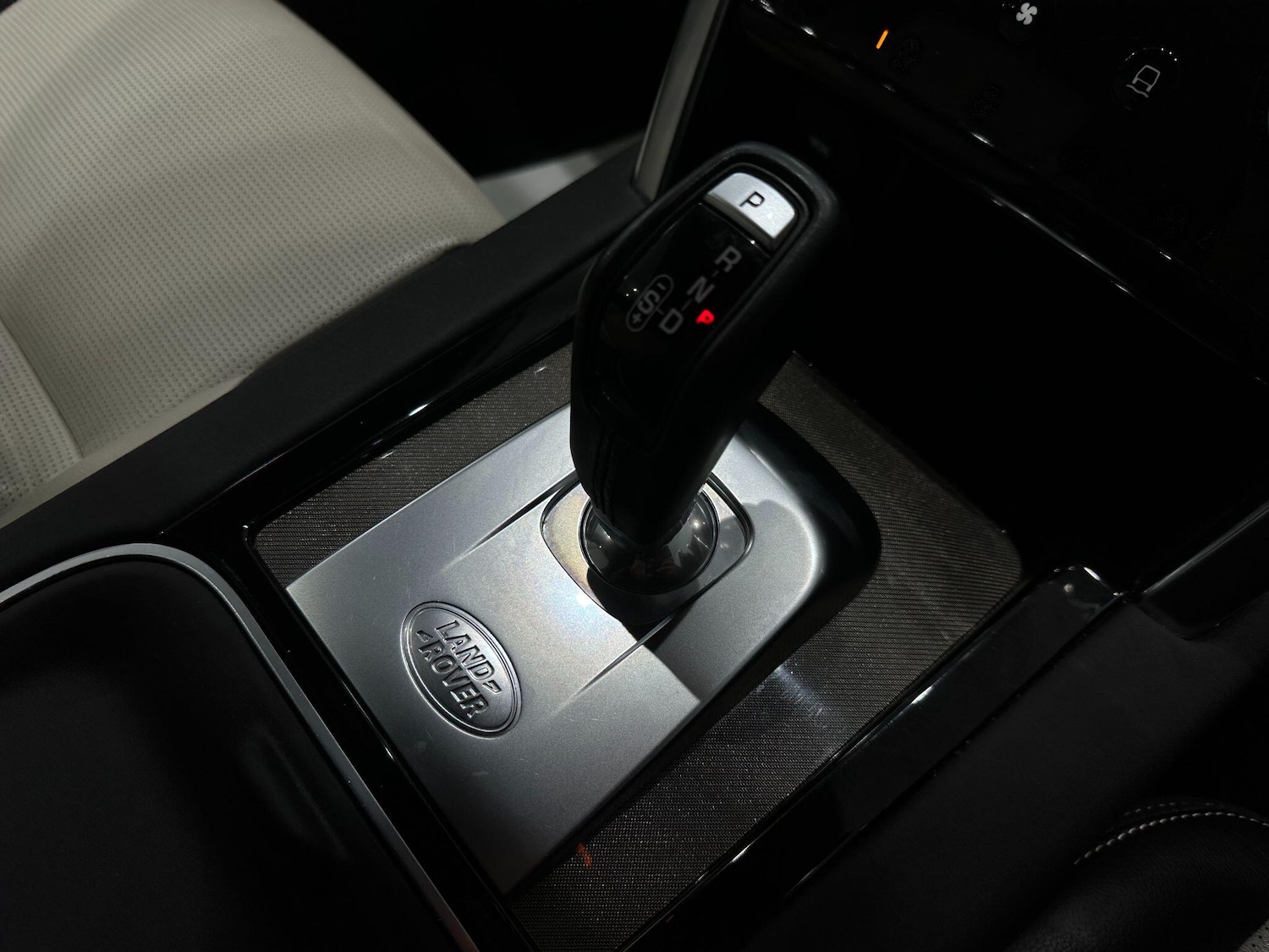 Used Land Rover Discovery Sport 2020 for sale - 76646276: Photo 49