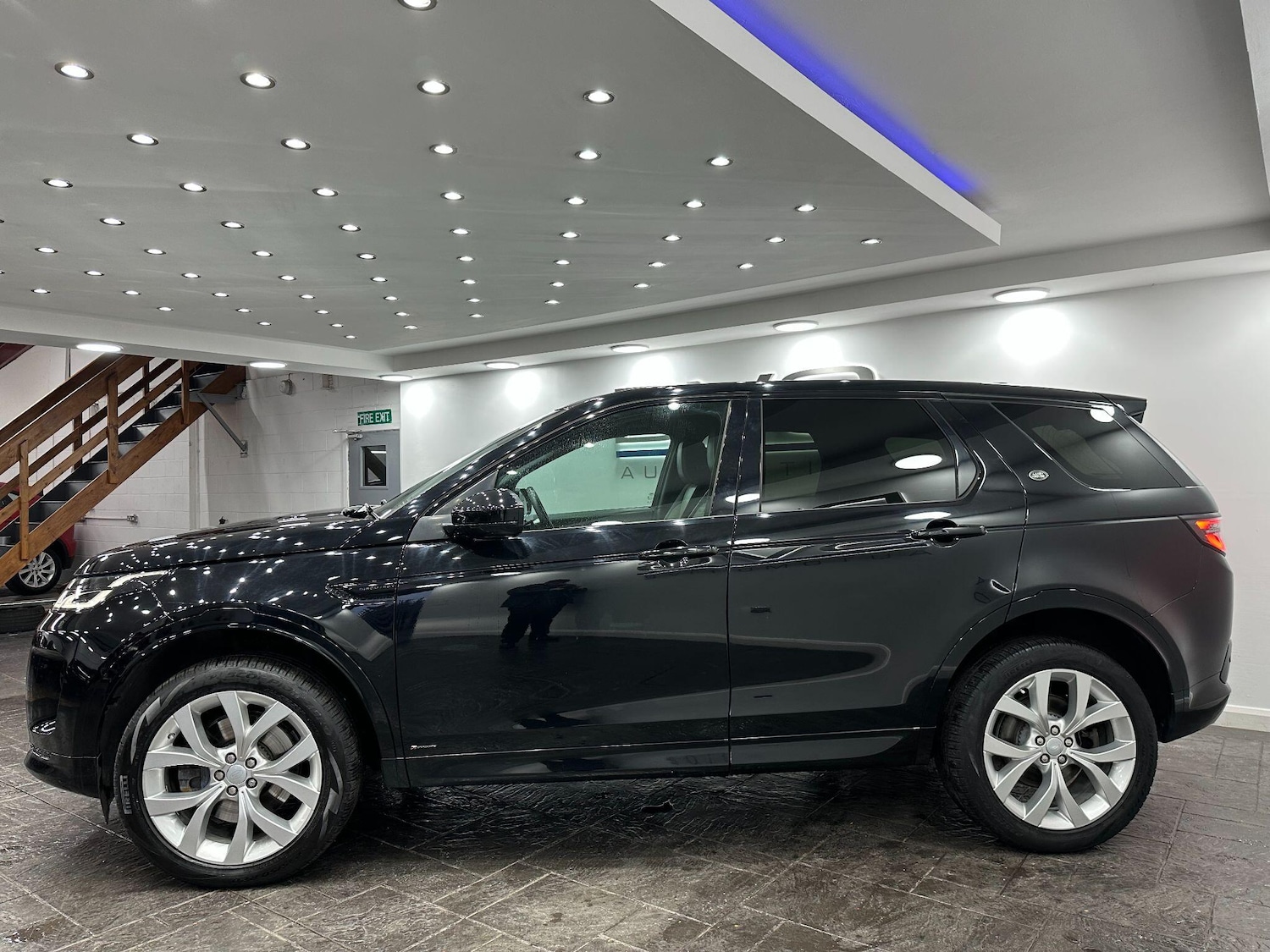 Used Land Rover Discovery Sport 2020 for sale - 76646276: Photo 8