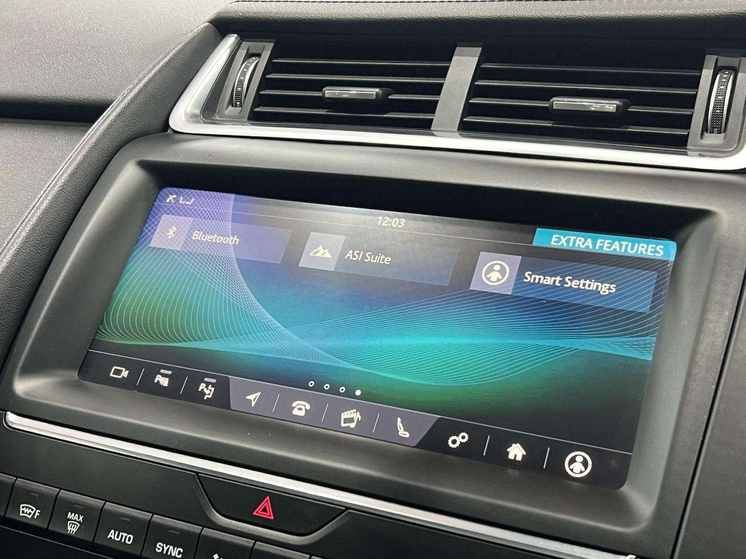 Used Jaguar E-Pace 2018 for sale - 76592347: Photo 38