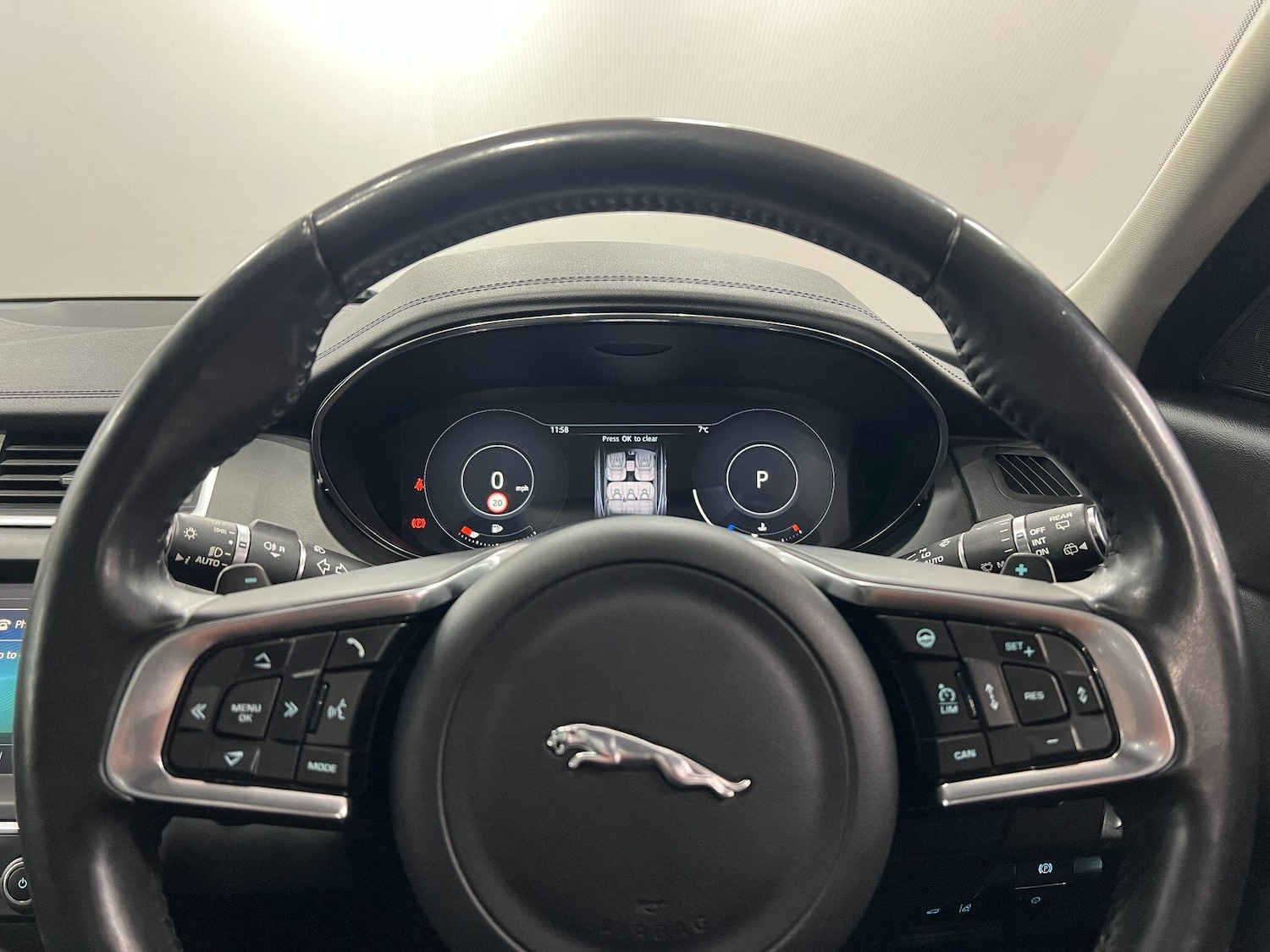 Used Jaguar E-Pace 2018 for sale - 76592347: Photo 52