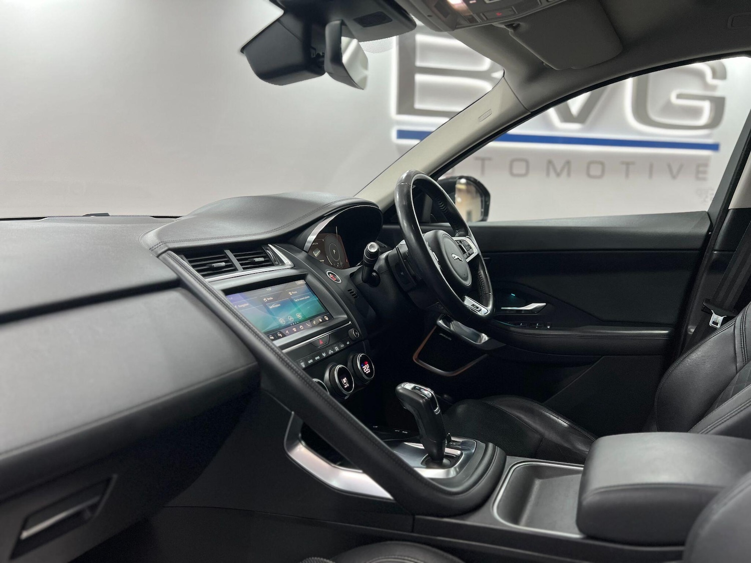 Used Jaguar E-Pace 2018 for sale - 76592347: Photo 57