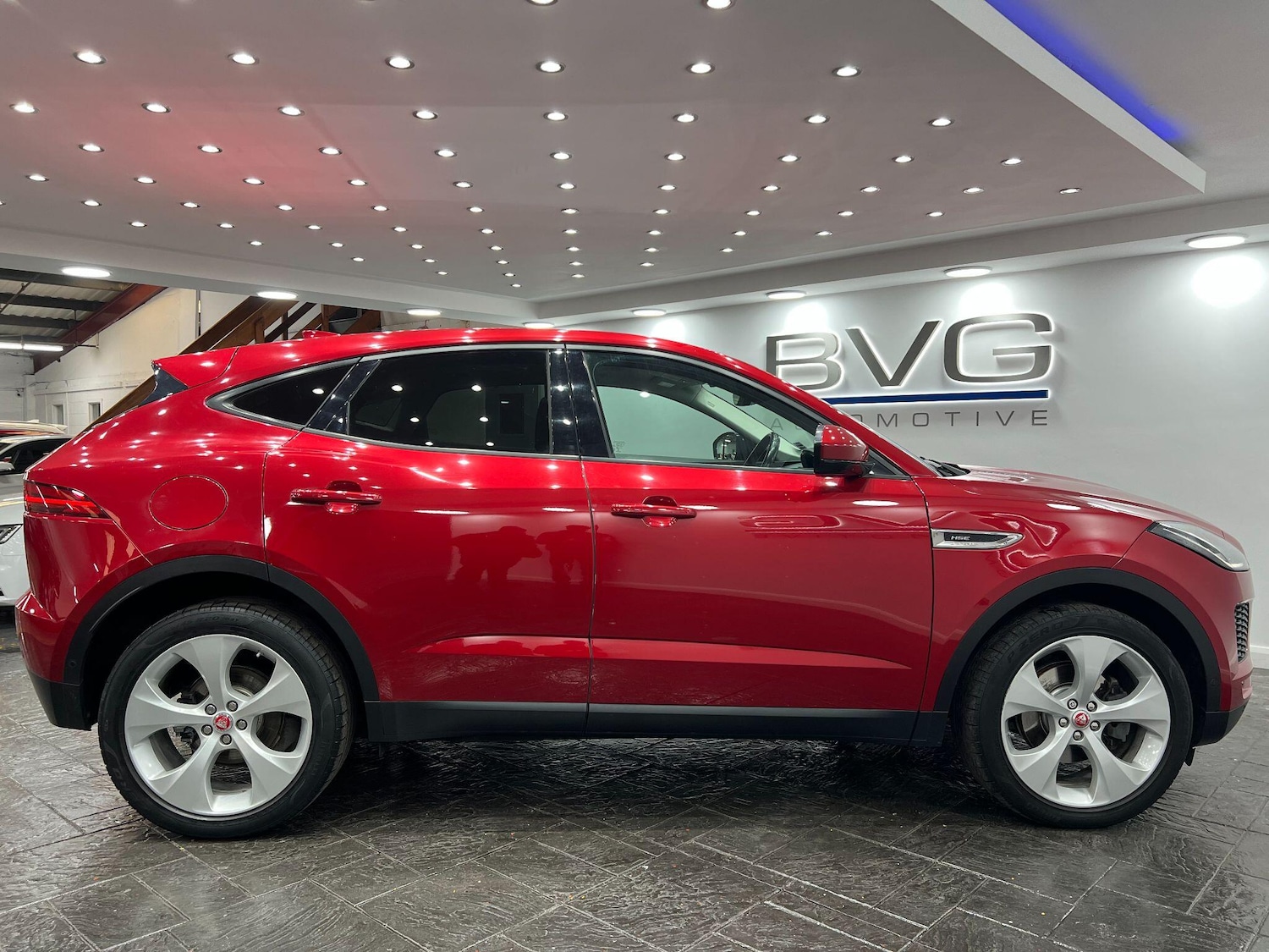 Used Jaguar E-Pace 2018 for sale - 76592347: Photo 8