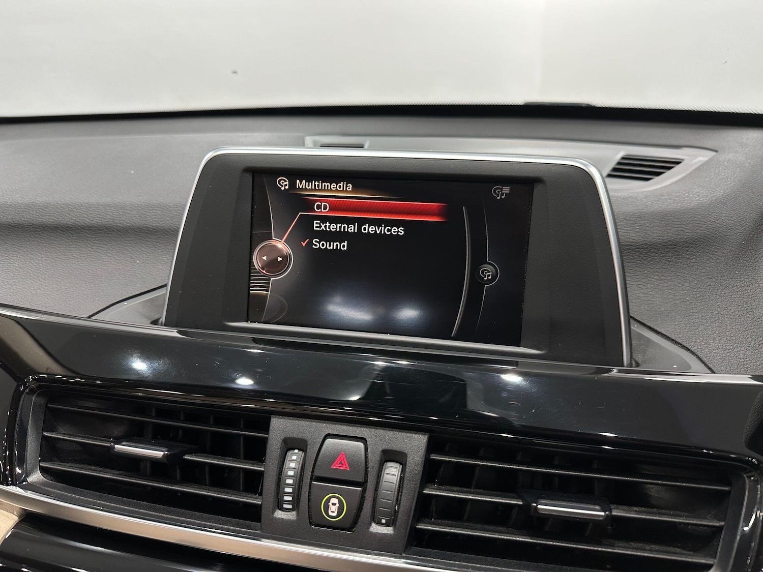 Used BMW X1 2016 for sale - 76781503: Photo 32