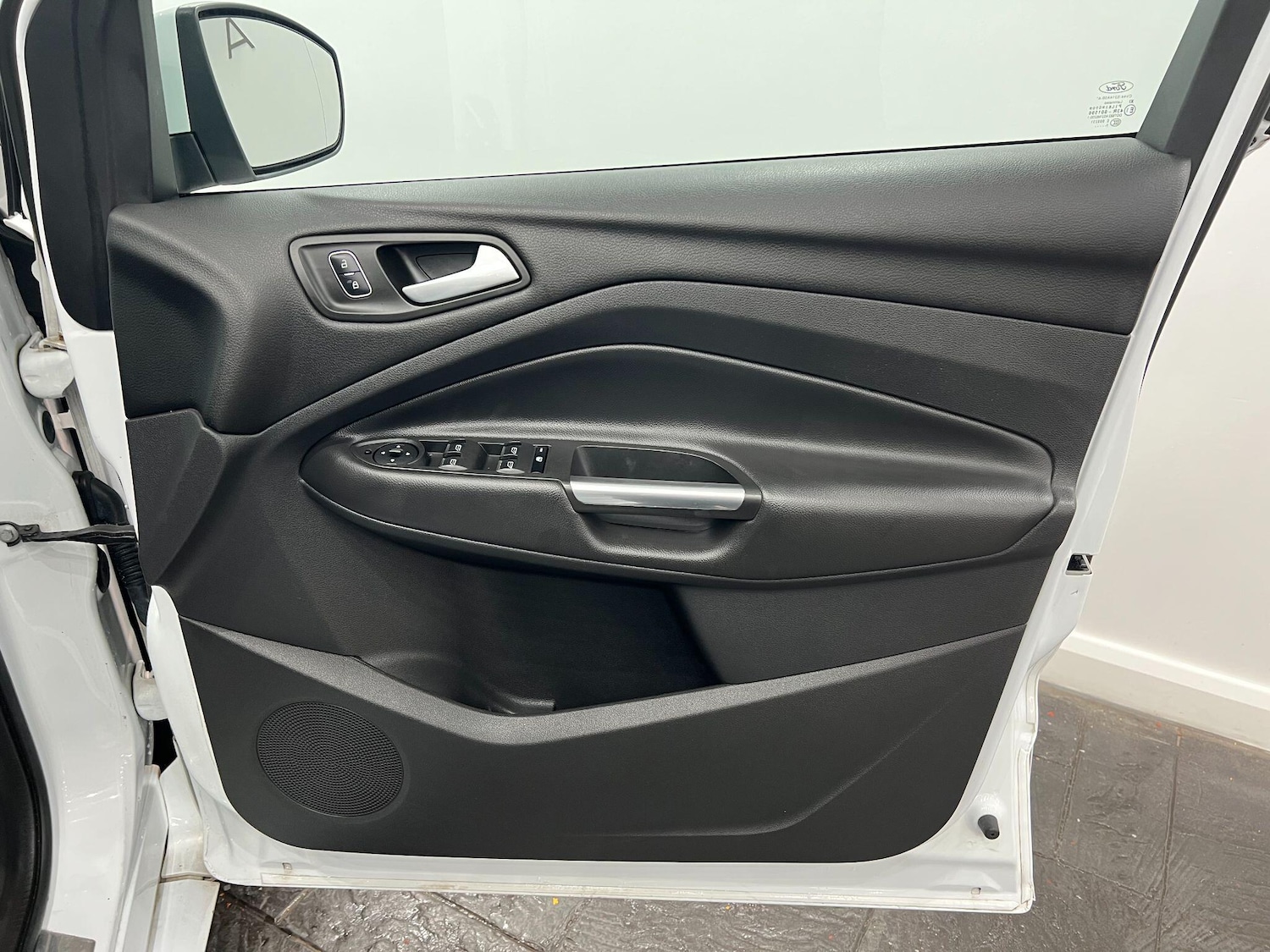 Used Ford Kuga 2017 for sale - 76573462: Photo 18