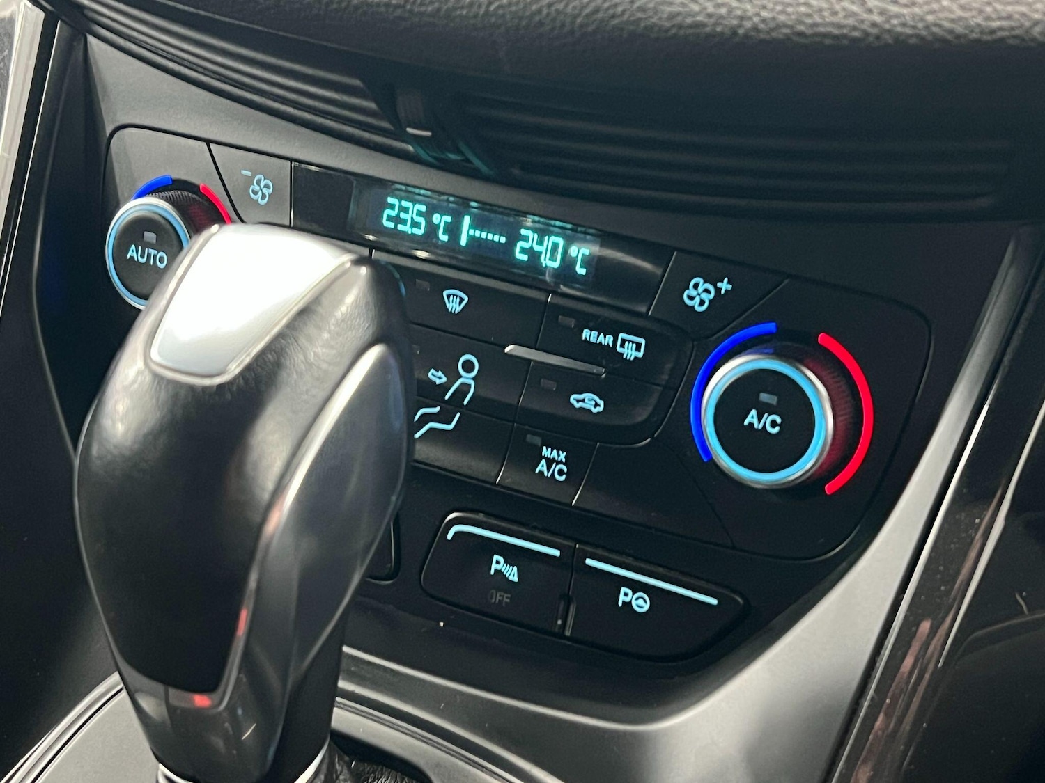 Used Ford Kuga 2017 for sale - 76573462: Photo 30