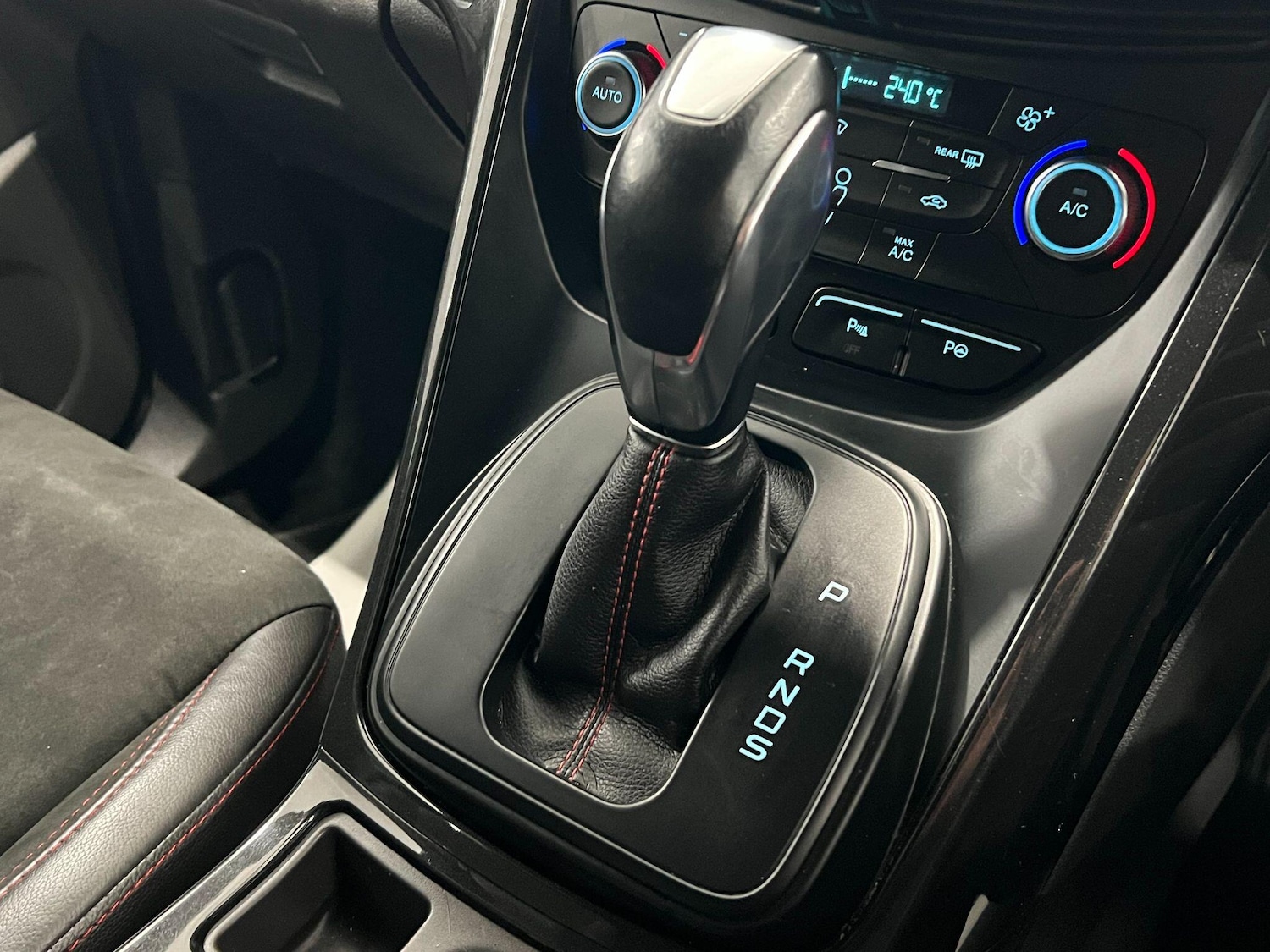 Used Ford Kuga 2017 for sale - 76573462: Photo 31