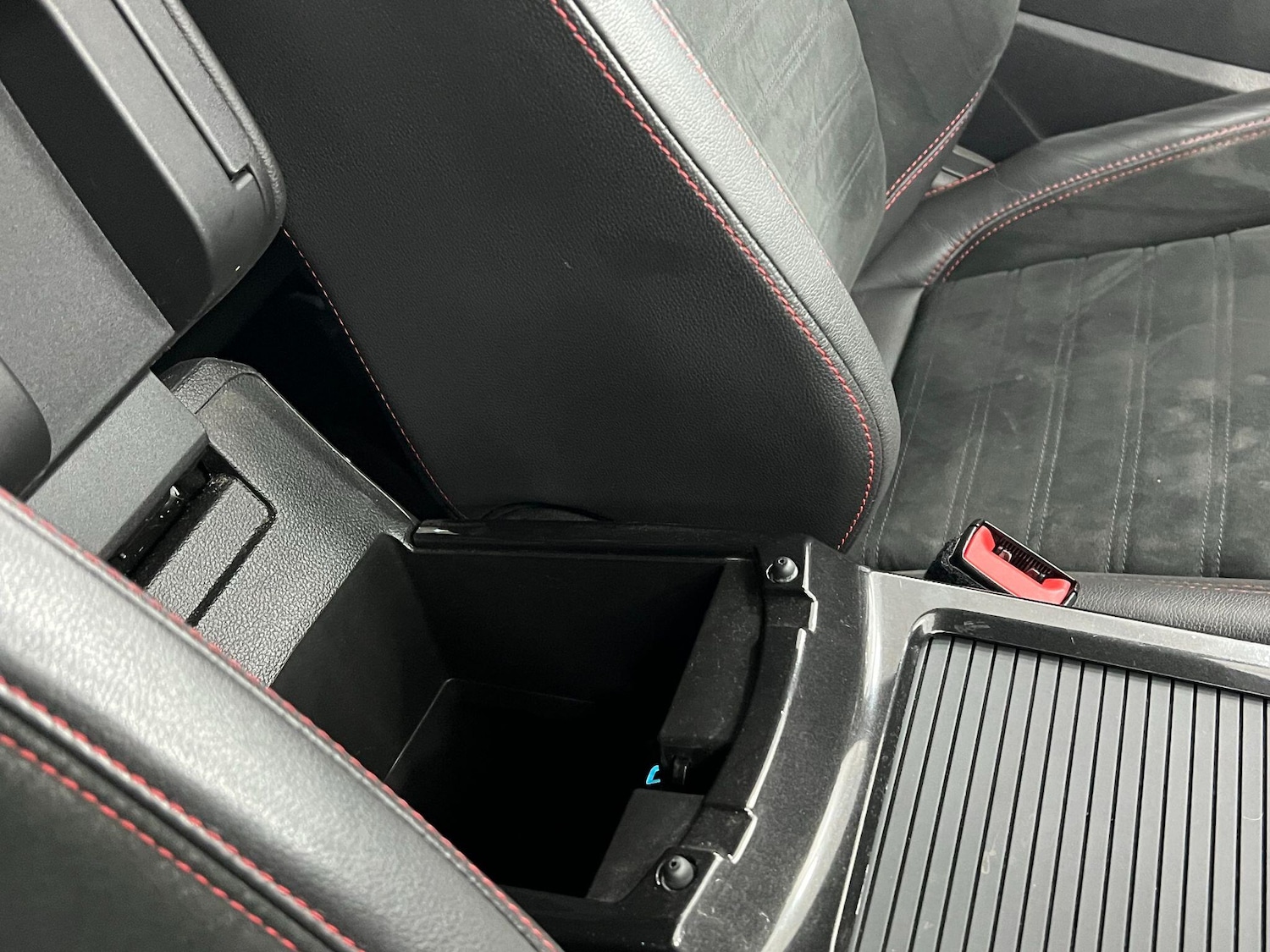 Used Ford Kuga 2017 for sale - 76573462: Photo 35