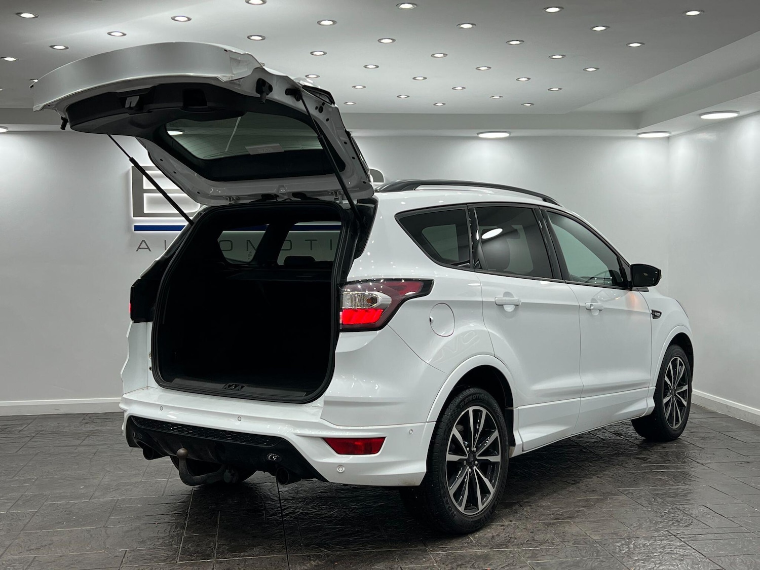 Used Ford Kuga 2017 for sale - 76573462: Photo 55