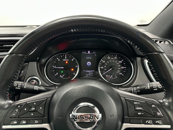 Used Nissan Qashqai 2018 for sale - 76246763: Photo 40
