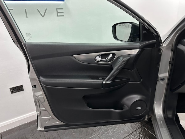 Used Nissan Qashqai 2018 for sale - 76246763: Photo 64