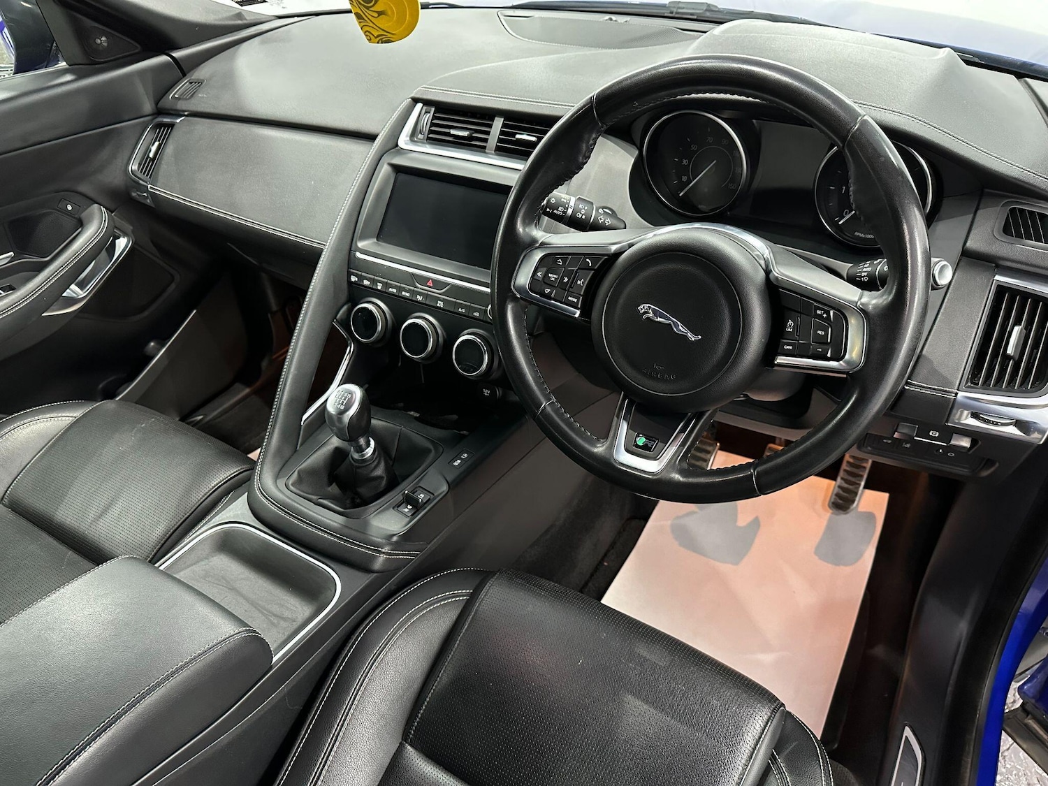 Vehicle 29
