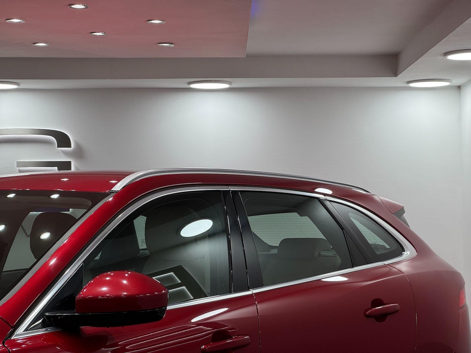 Used Jaguar F-Pace 2019 for sale - 77091662: Photo 18