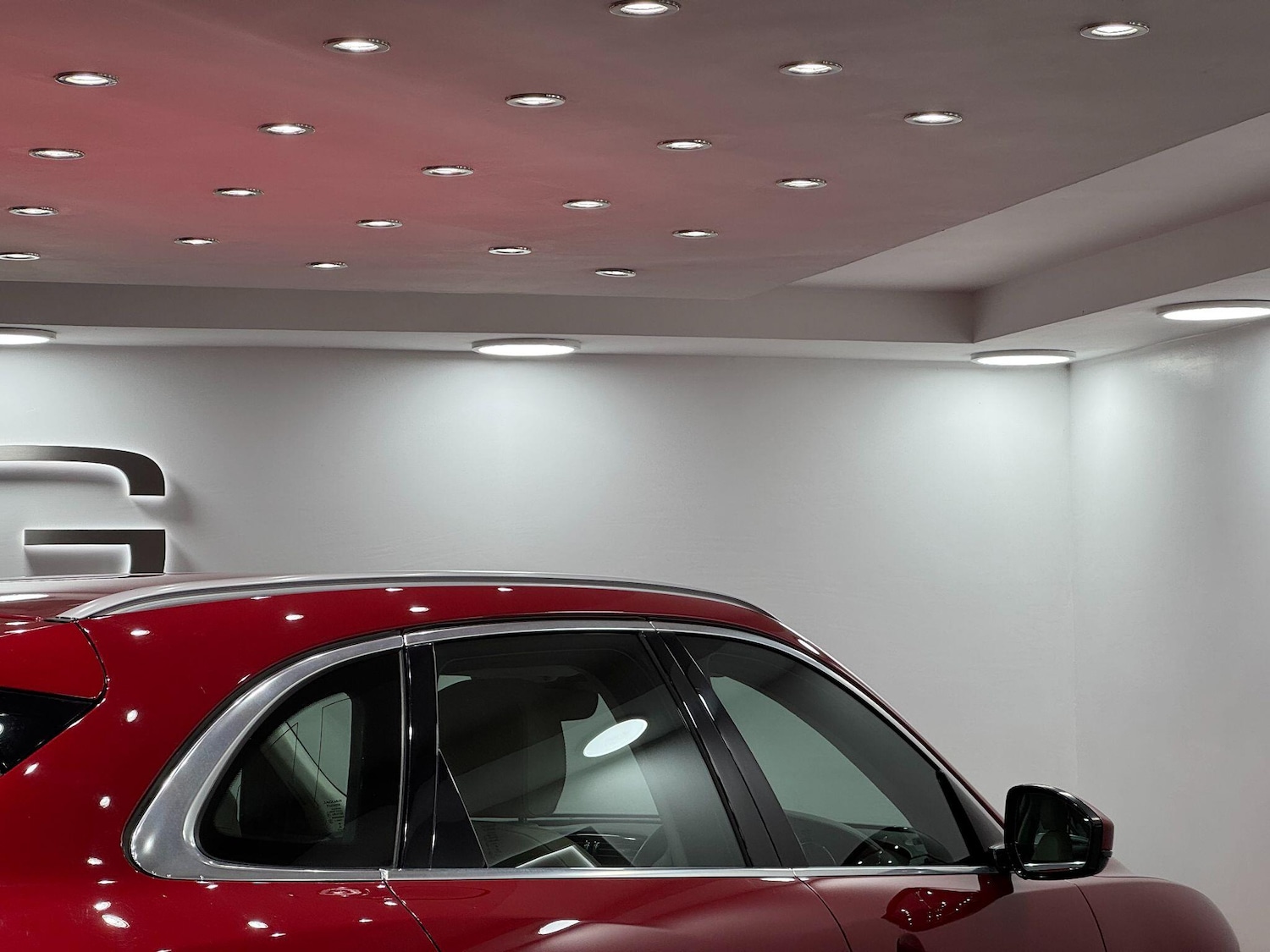 Used Jaguar F-Pace 2019 for sale - 77091662: Photo 24