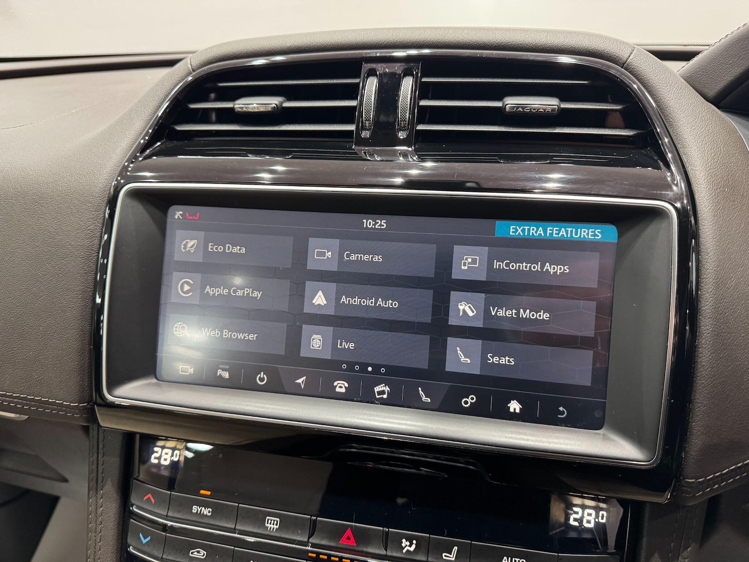 Used Jaguar F-Pace 2019 for sale - 77091662: Photo 36