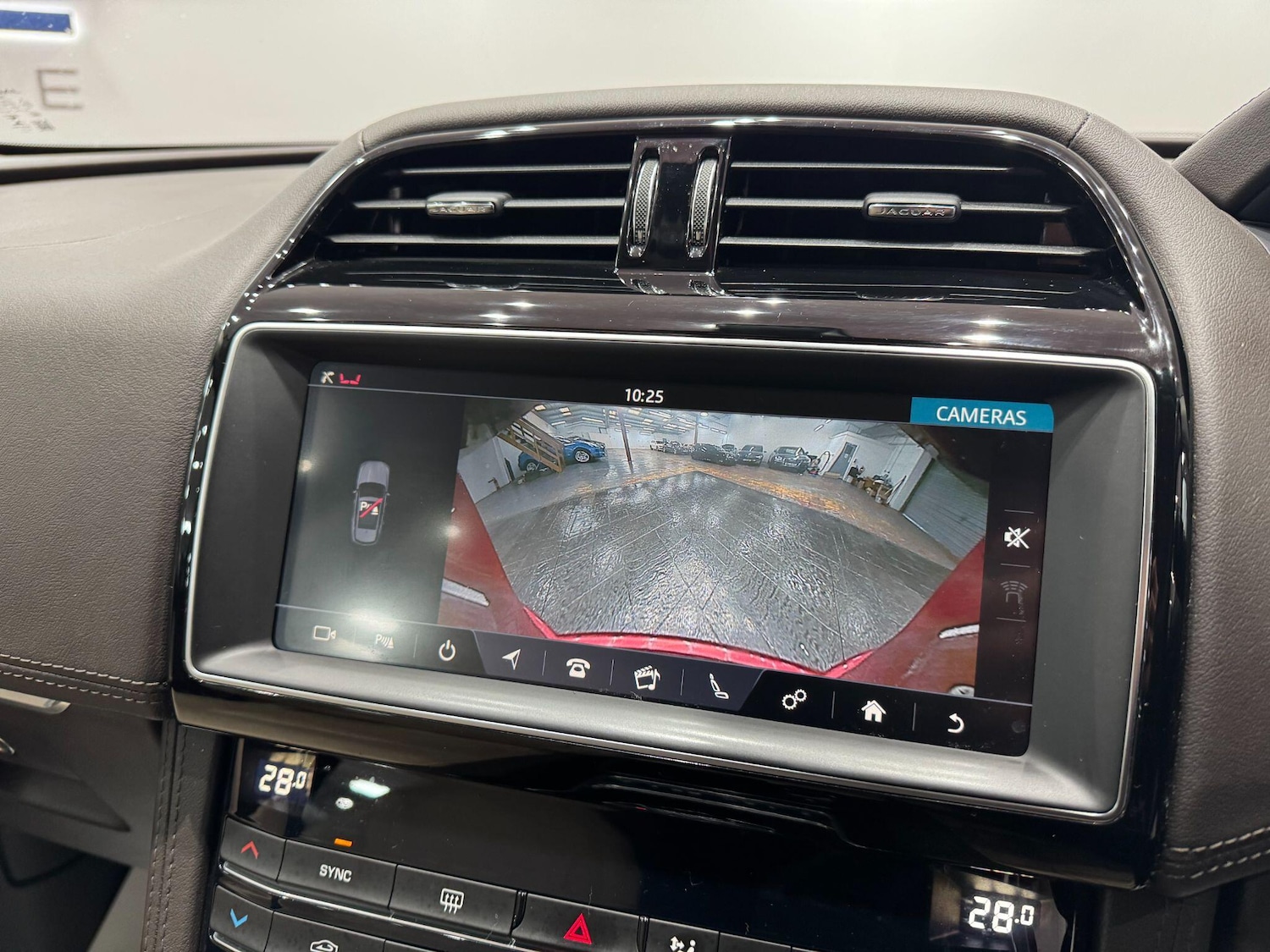 Used Jaguar F-Pace 2019 for sale - 77091662: Photo 37