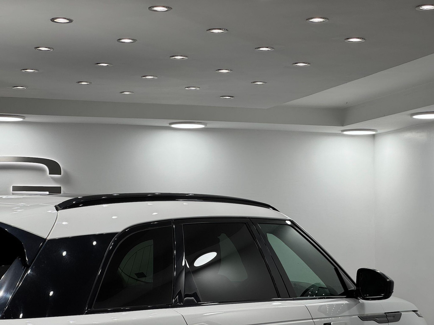 Used Land Rover Range Rover Velar 2019 for sale - 77202784: Photo 17