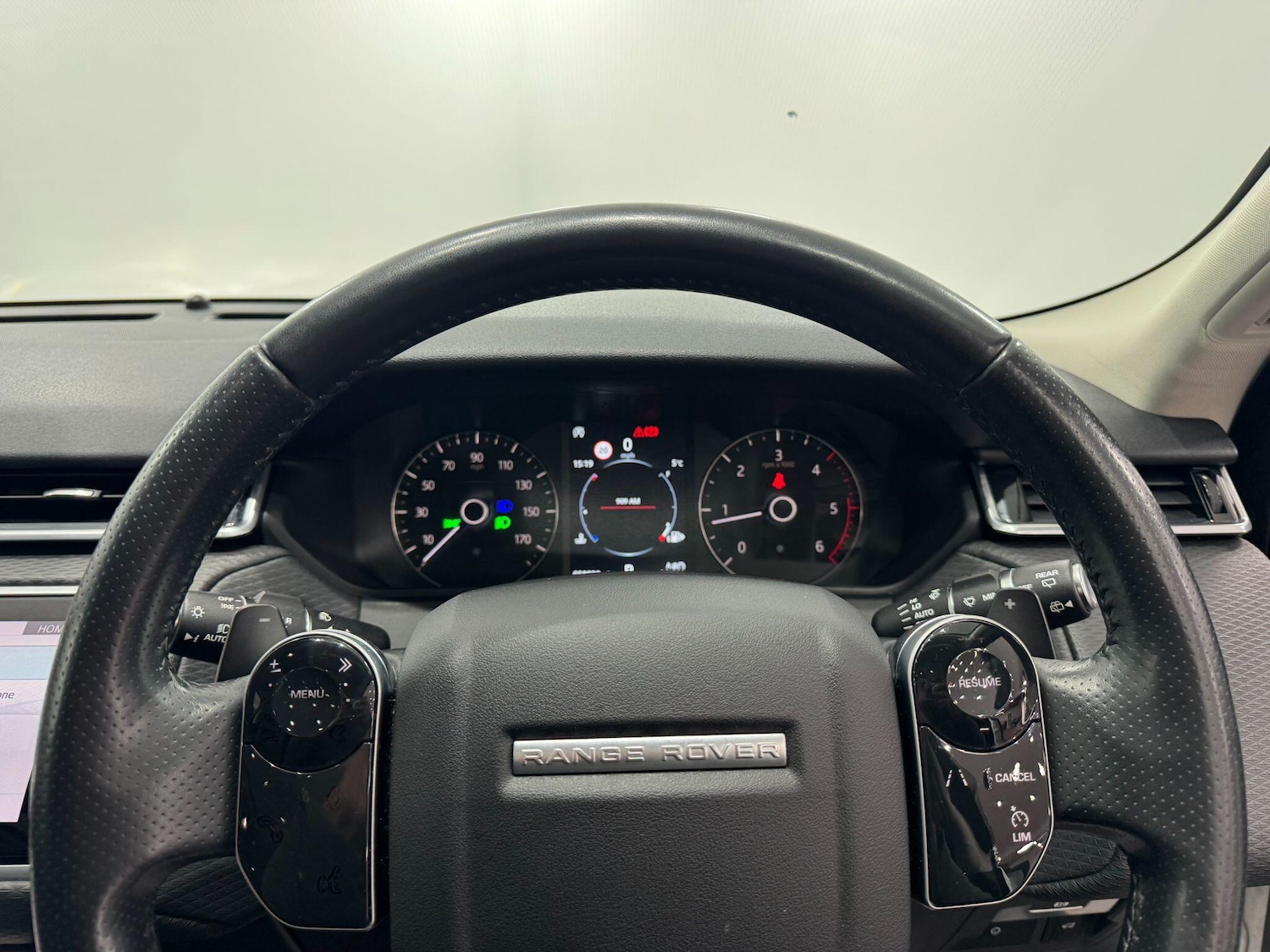 Used Land Rover Range Rover Velar 2019 for sale - 77202784: Photo 39