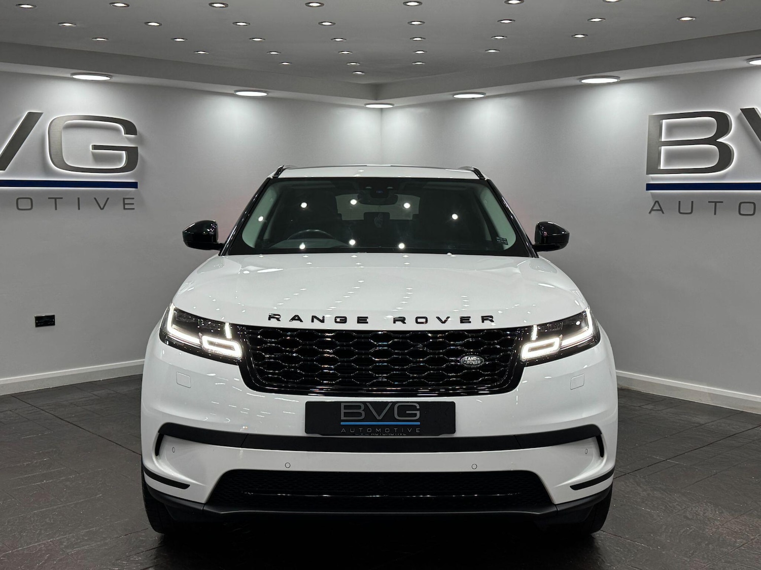 Used Land Rover Range Rover Velar 2019 for sale - 77202784: Photo 4
