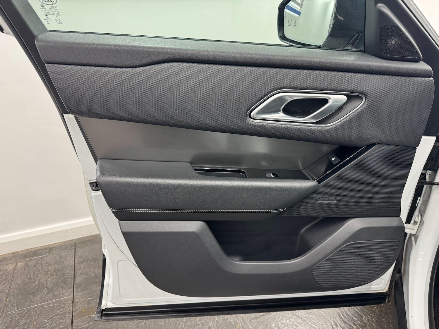 Used Land Rover Range Rover Velar 2019 for sale - 77202784: Photo 42